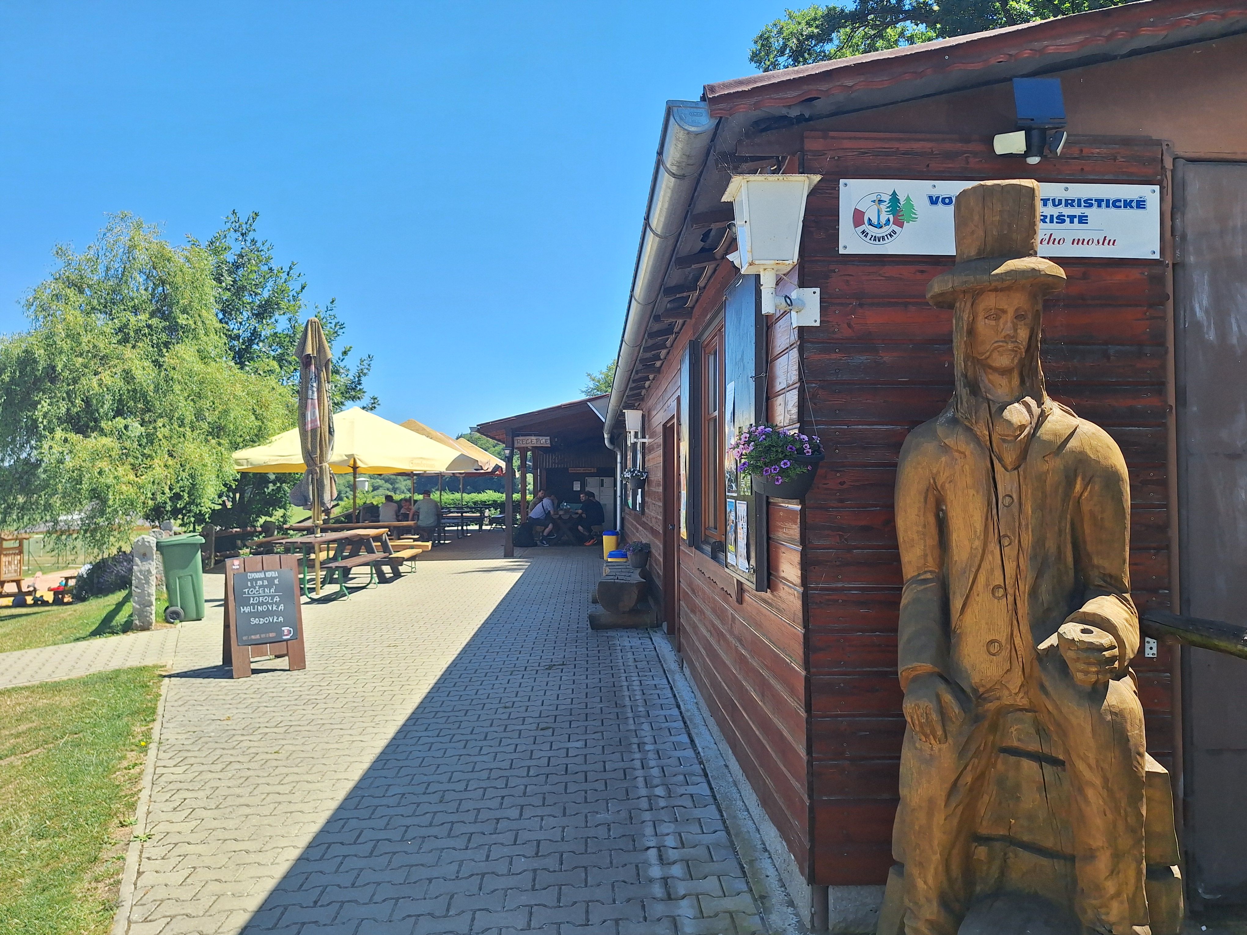 Občerstvení Kemp U Dolanského mostu Dolany foto 2