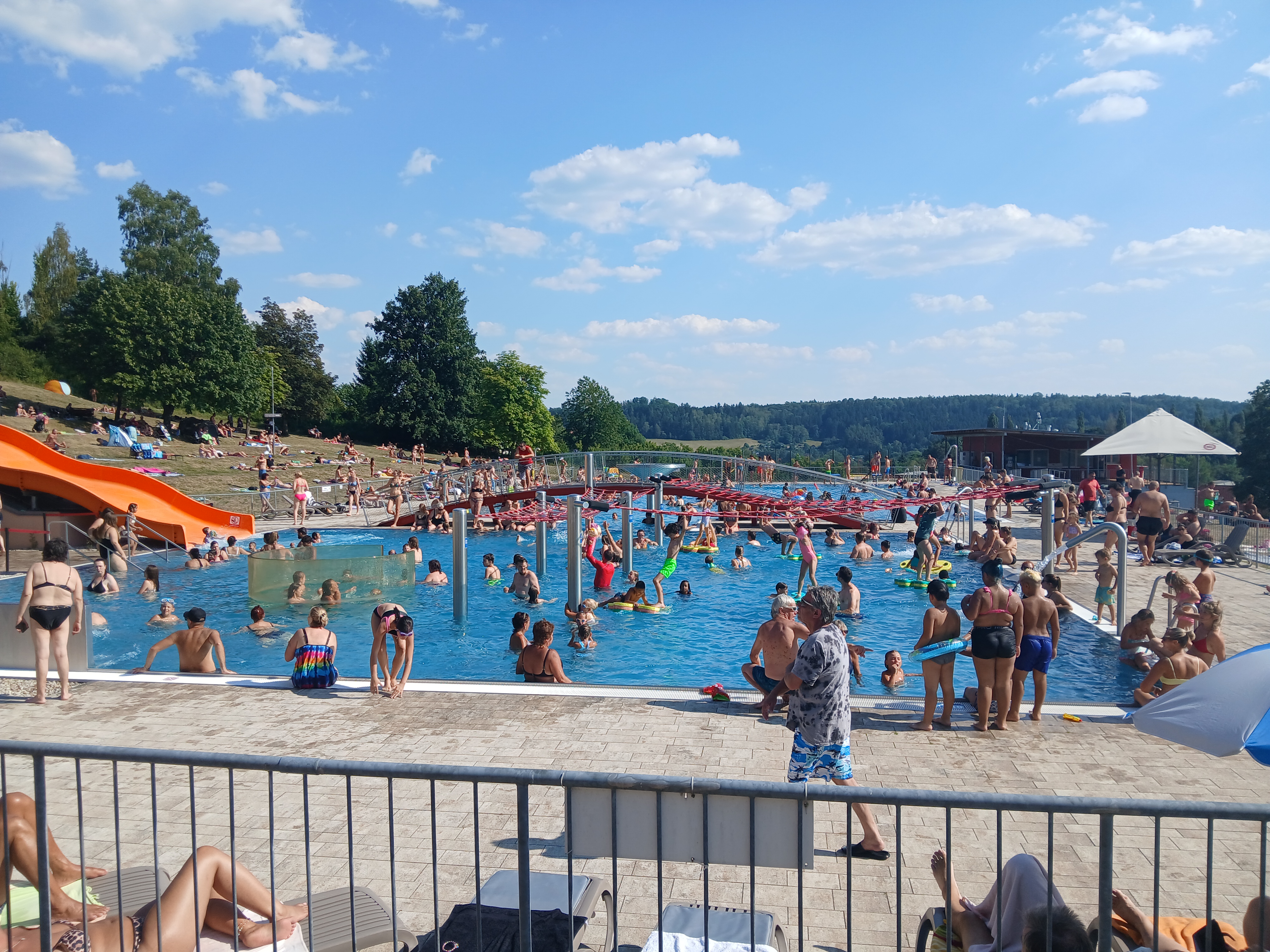 Městské koupaliště Ostrov foto 4