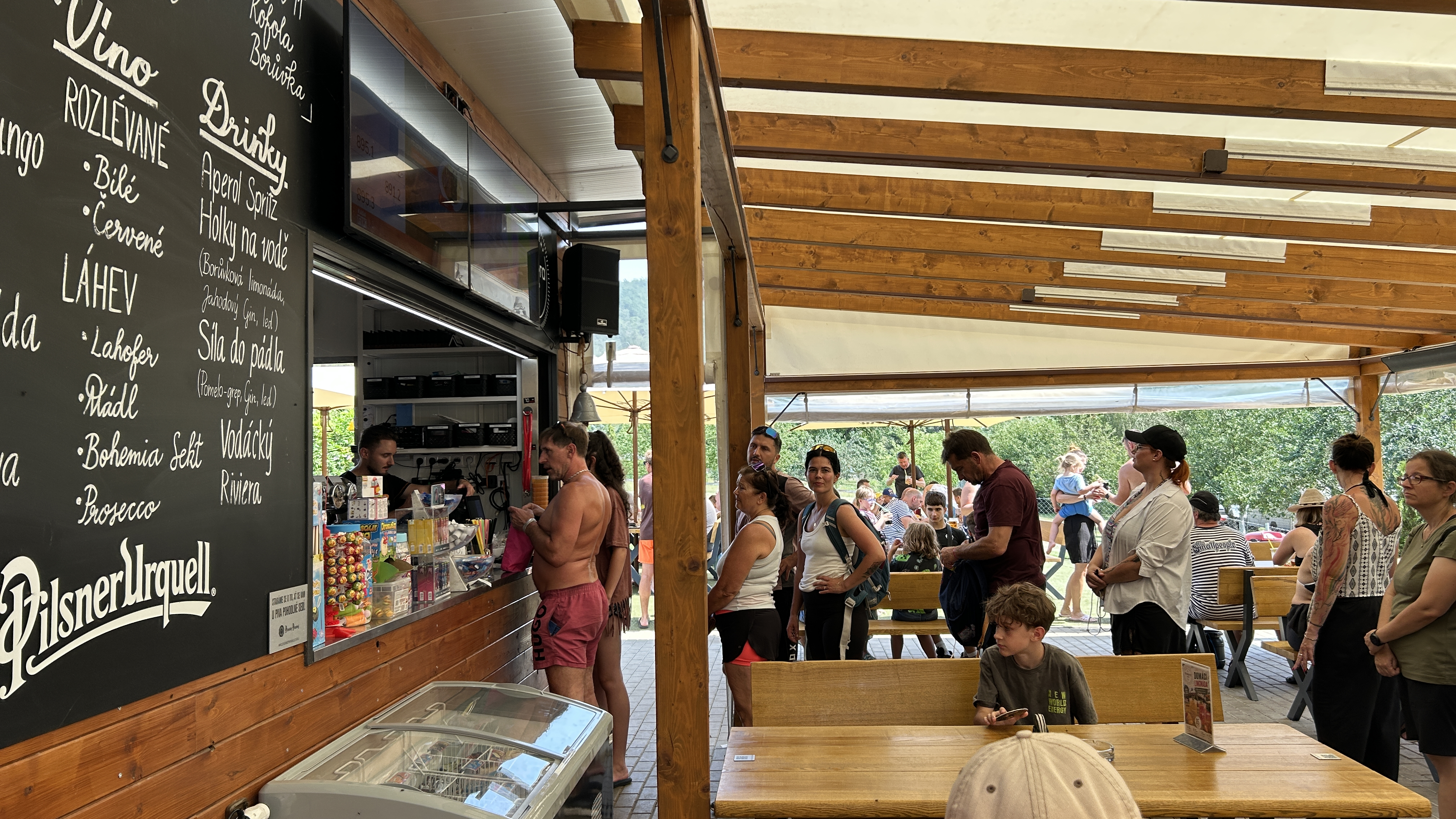 Restaurace Riviéra Zbečno foto 2