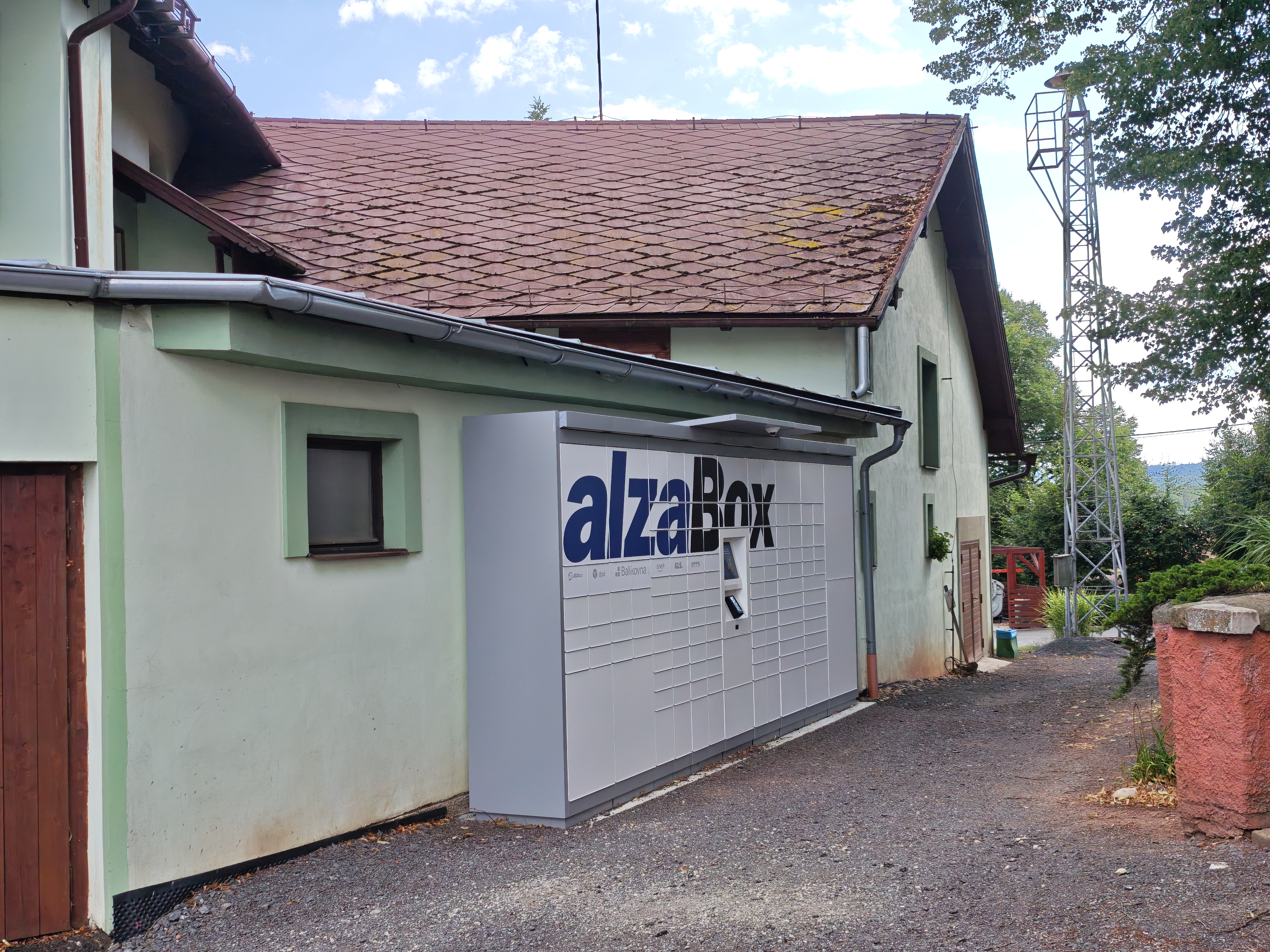 AlzaBox foto 2