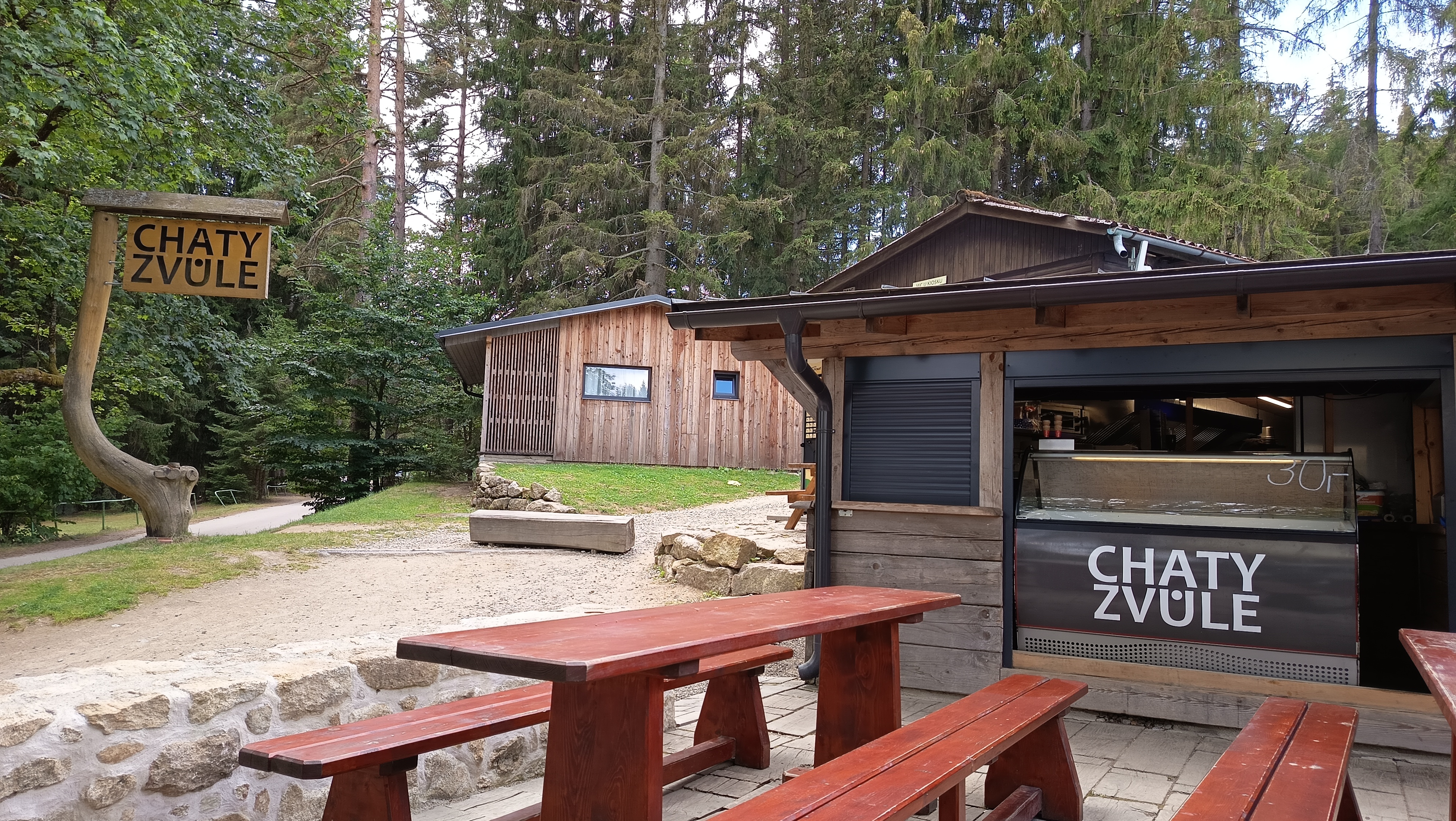 Kiosek CHATY ZVŮLE foto 2