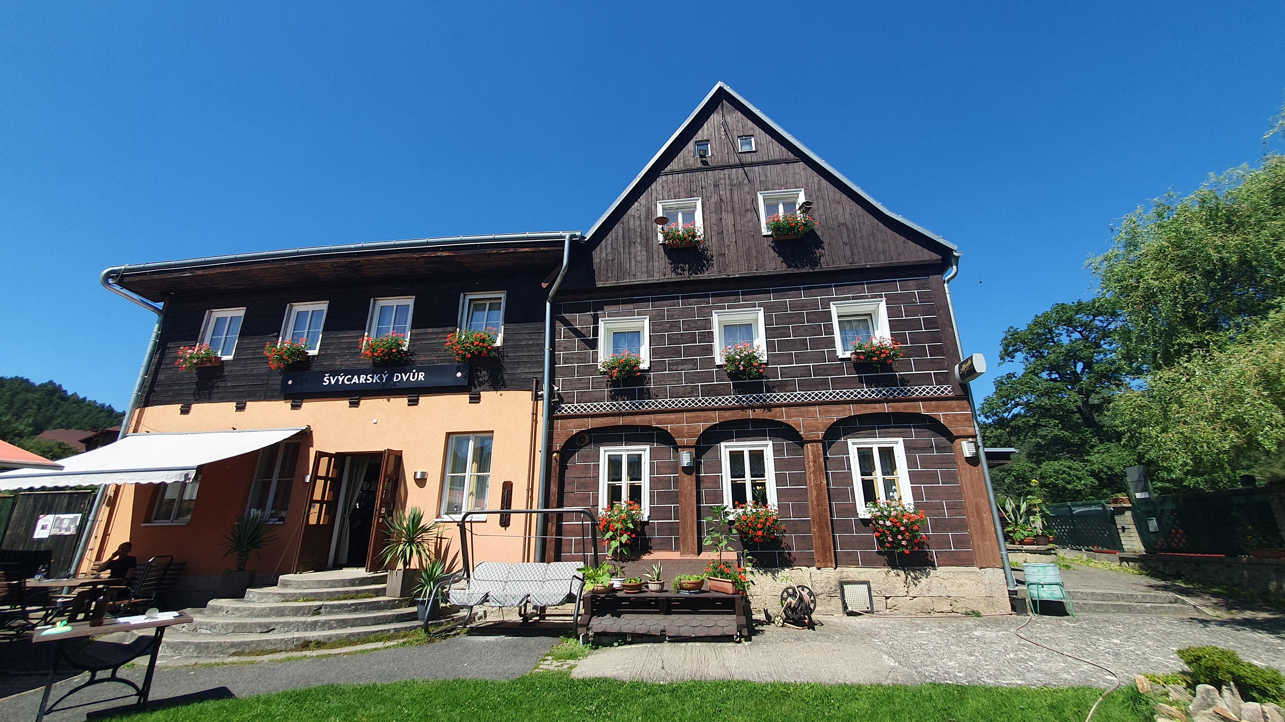 Restaurace Penzionu Švýcarský Dvůr foto 3