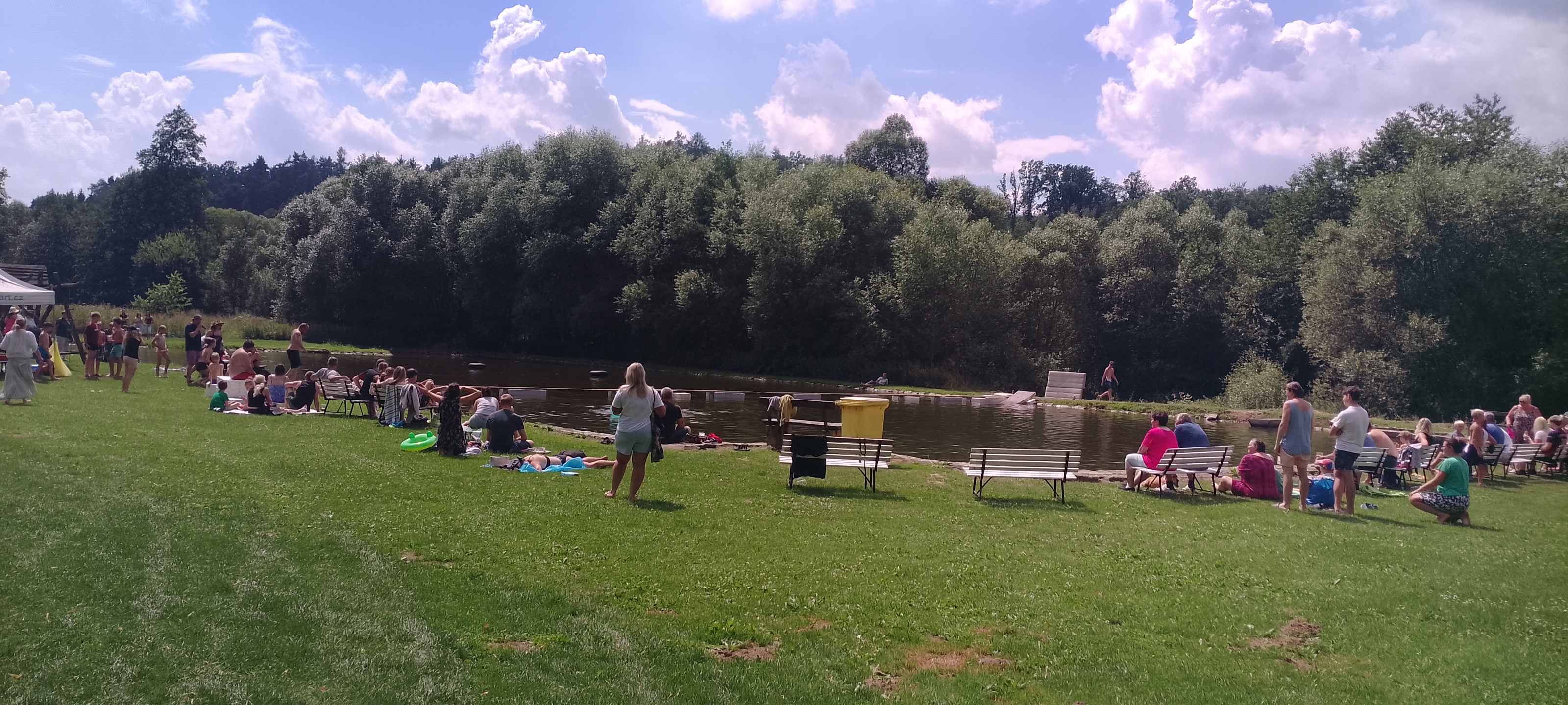 Koupaliště Louňovice pod Blaníkem foto 4