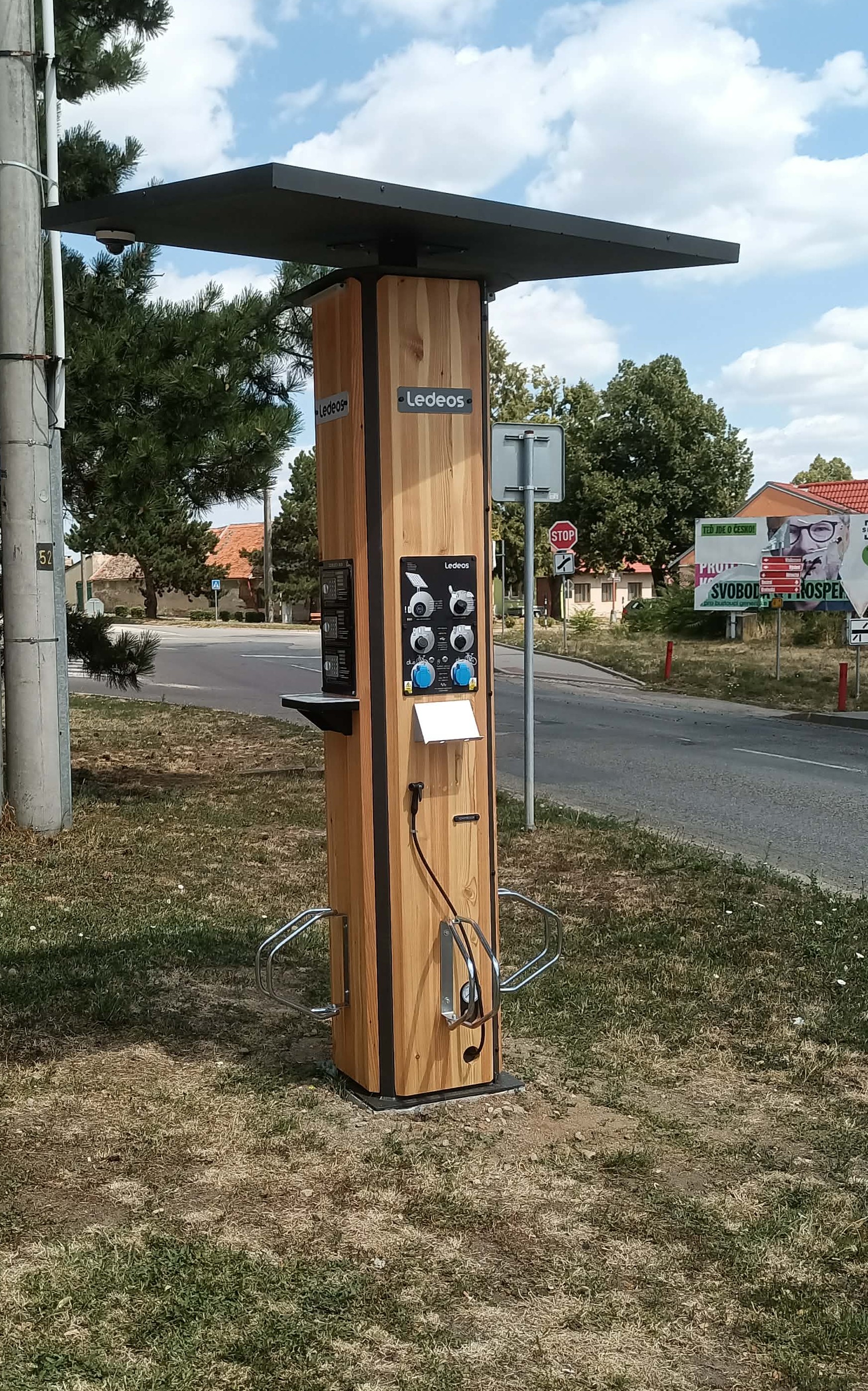Nabíjecí zásuvka pro elektrokola - Hrušovanská foto 4