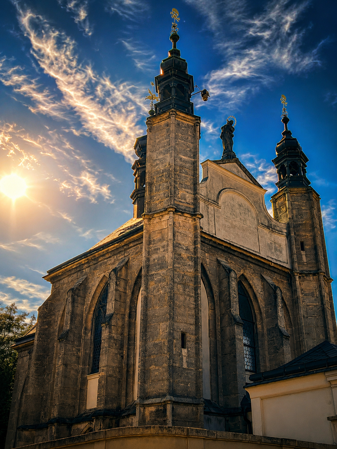 Kostel Všech svatých s kostnicí foto 3