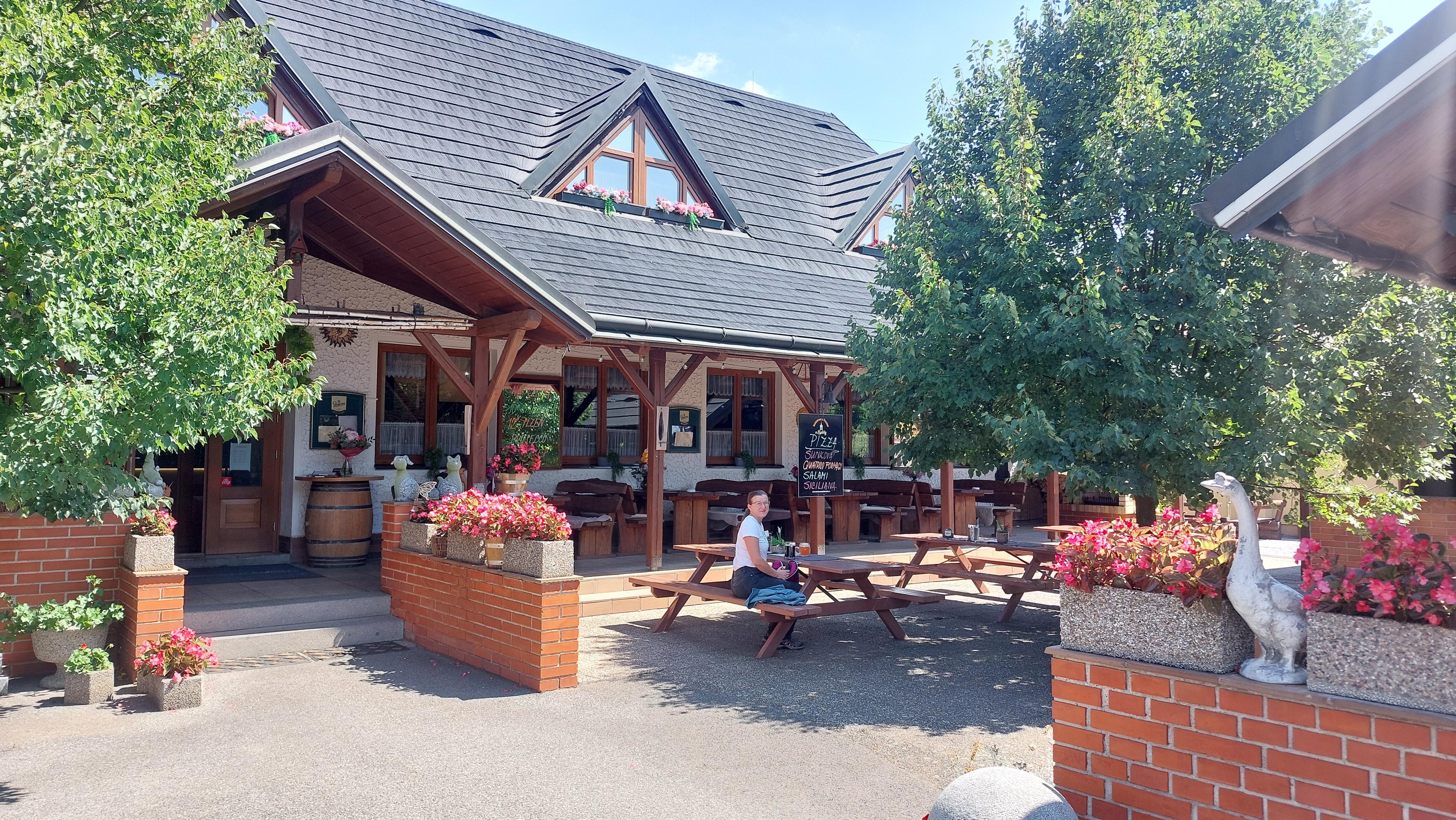 Restaurace u Kapličky foto 6