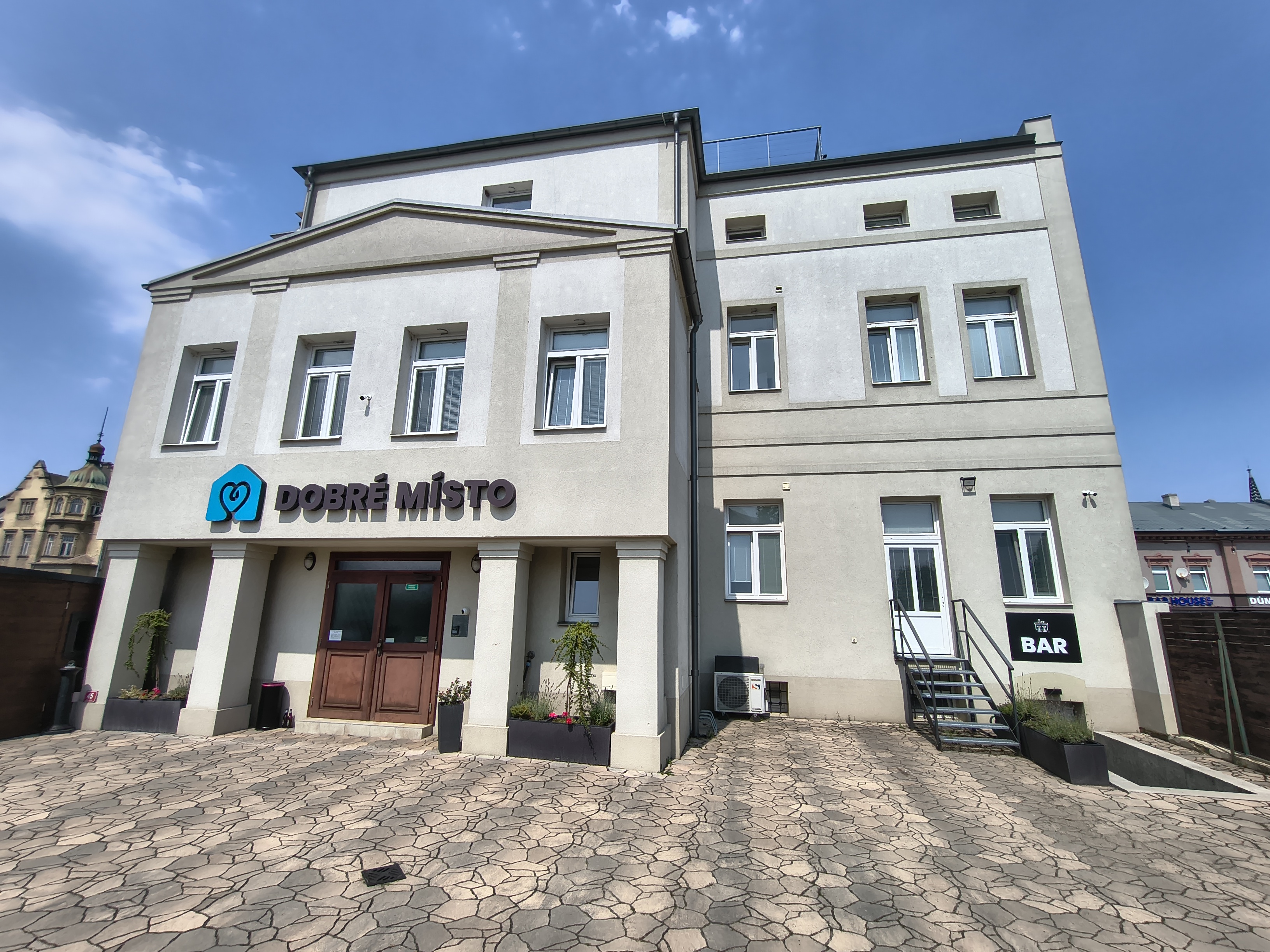 DOBRÉ MÍSTO foto 4