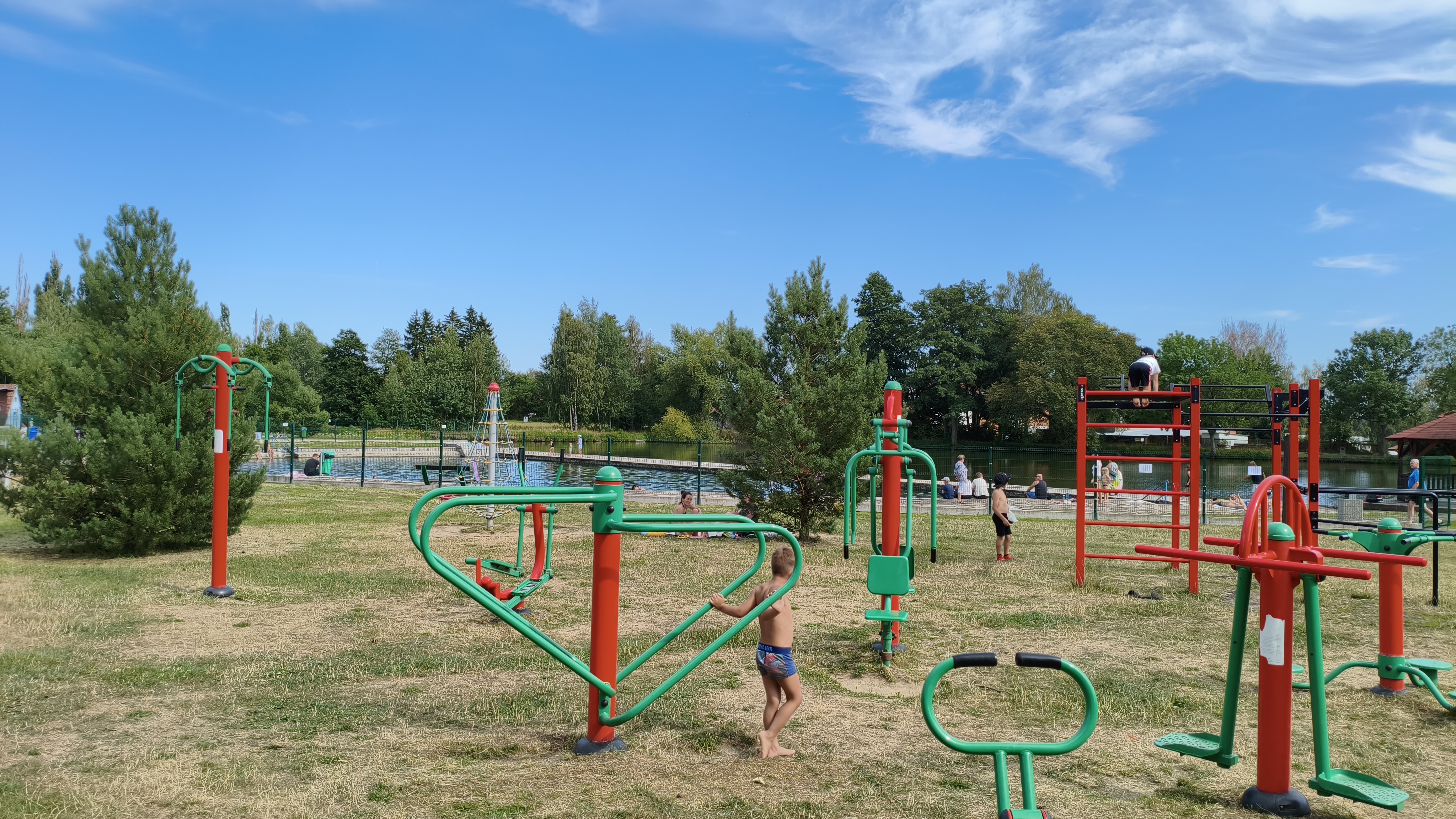 Koupaliště u Sadoňského rybníka foto 2