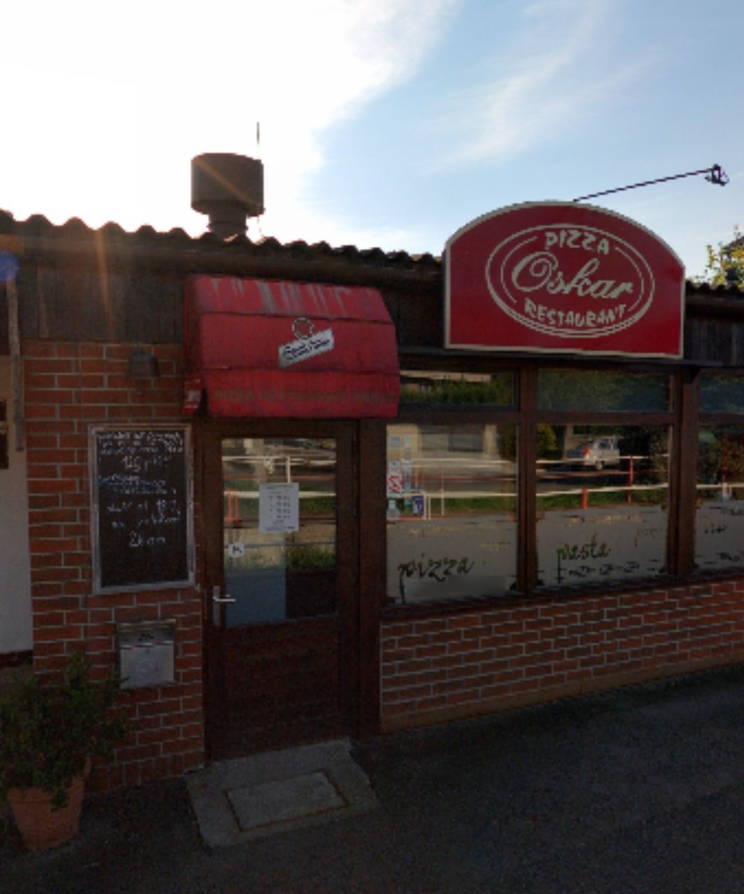Pizza Restaurant Oskar foto 2