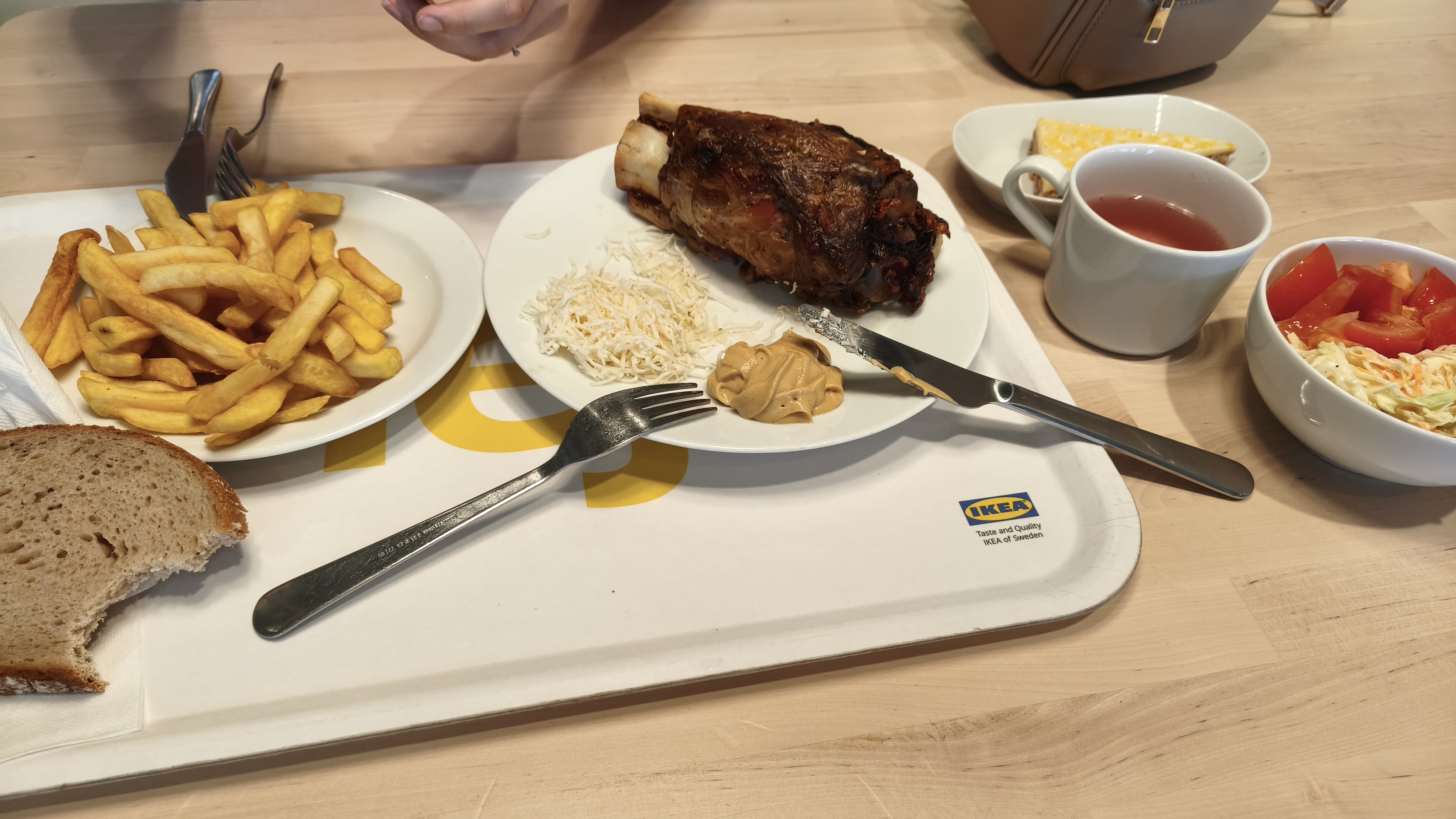 Švédské speciality a bistro IKEA Brno foto 2