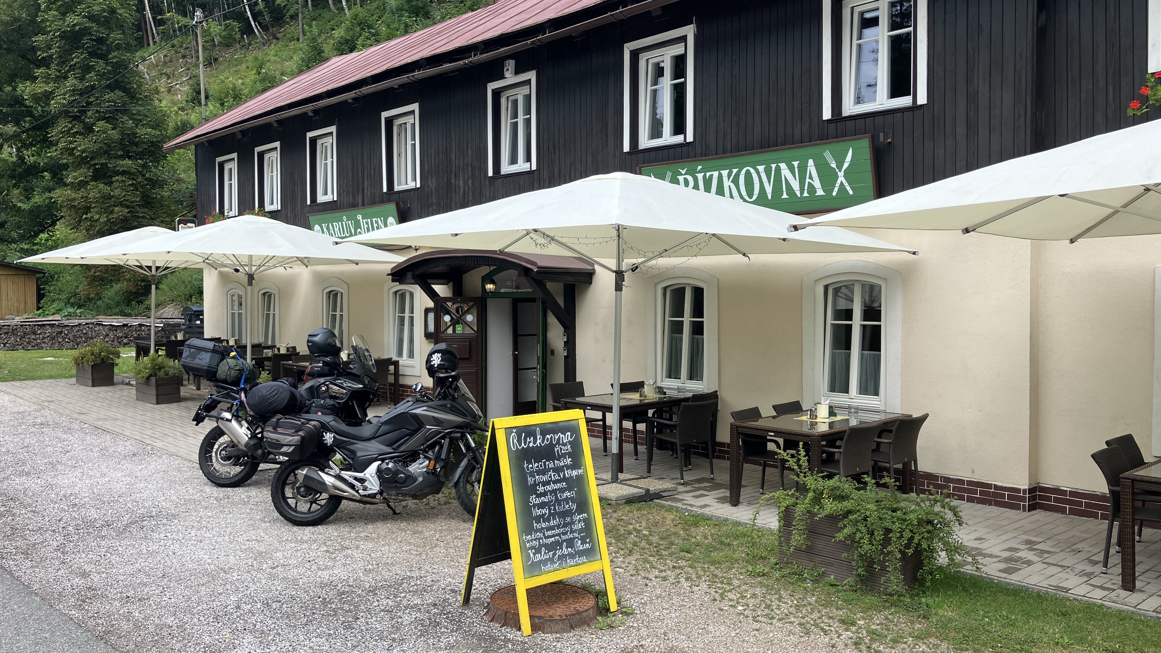 Řízkovna Karlův Jelen foto 2