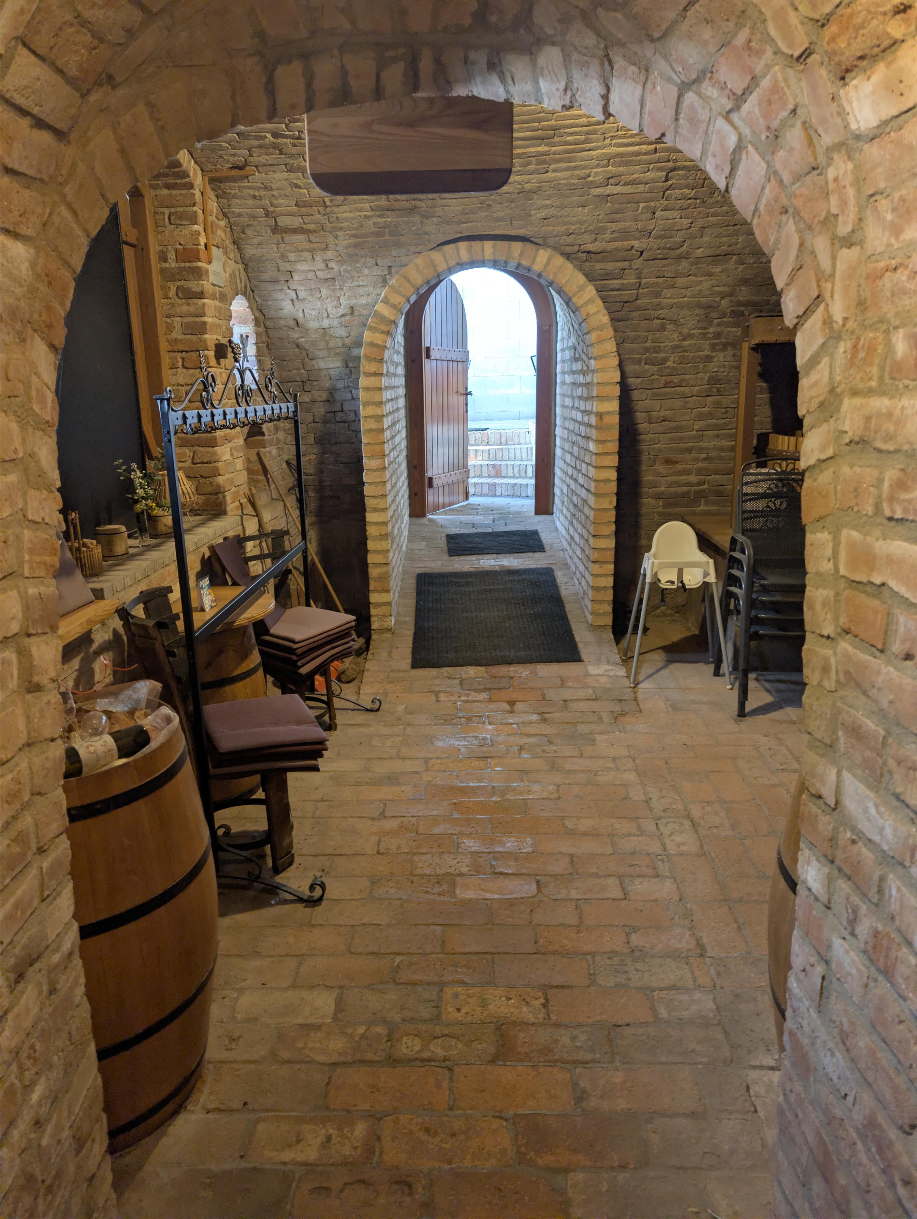Vinárna a restaurace U Langrů foto 6