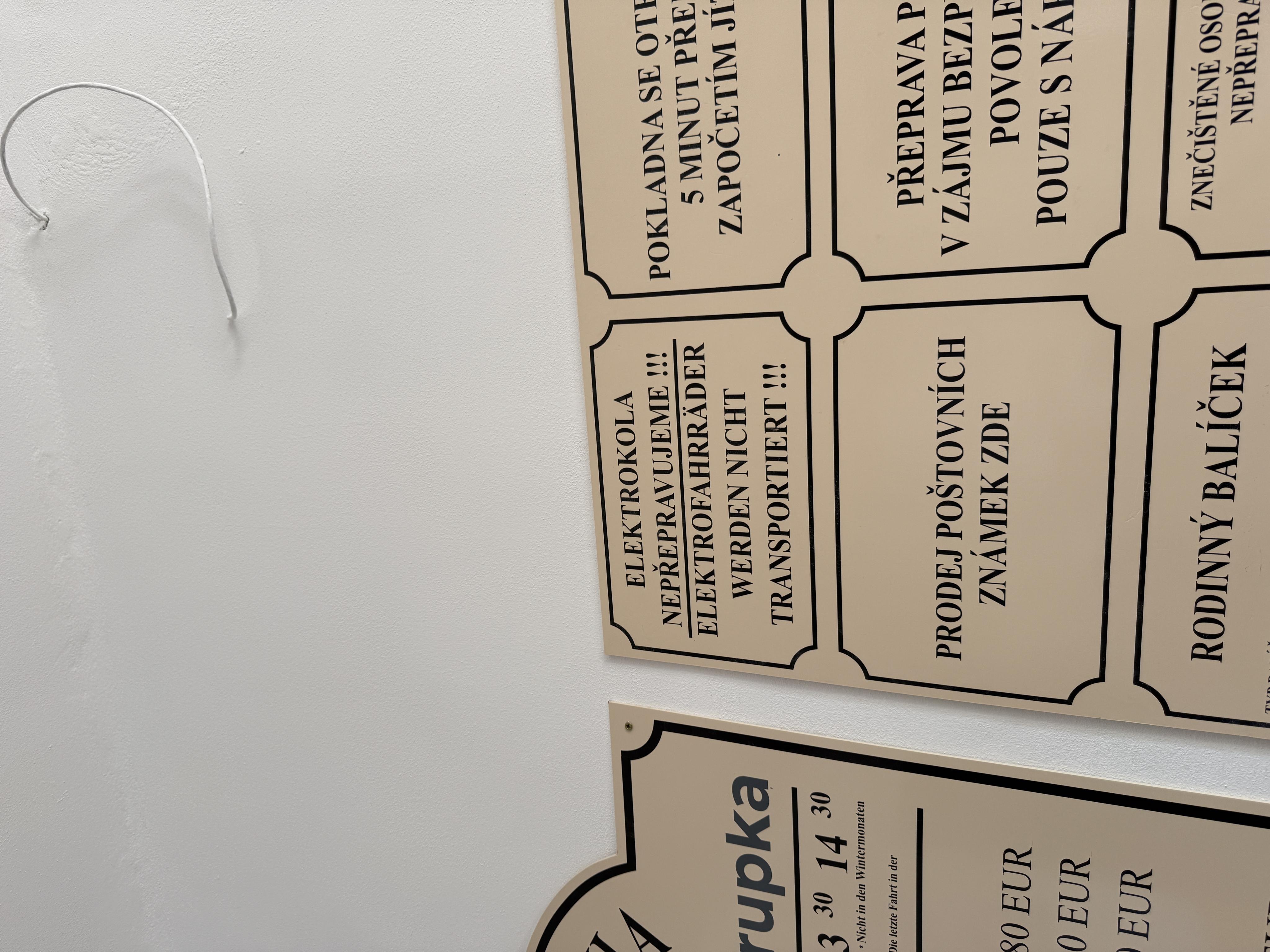 Nabíjecí stanice Restaurace Komáří Vížka foto 3