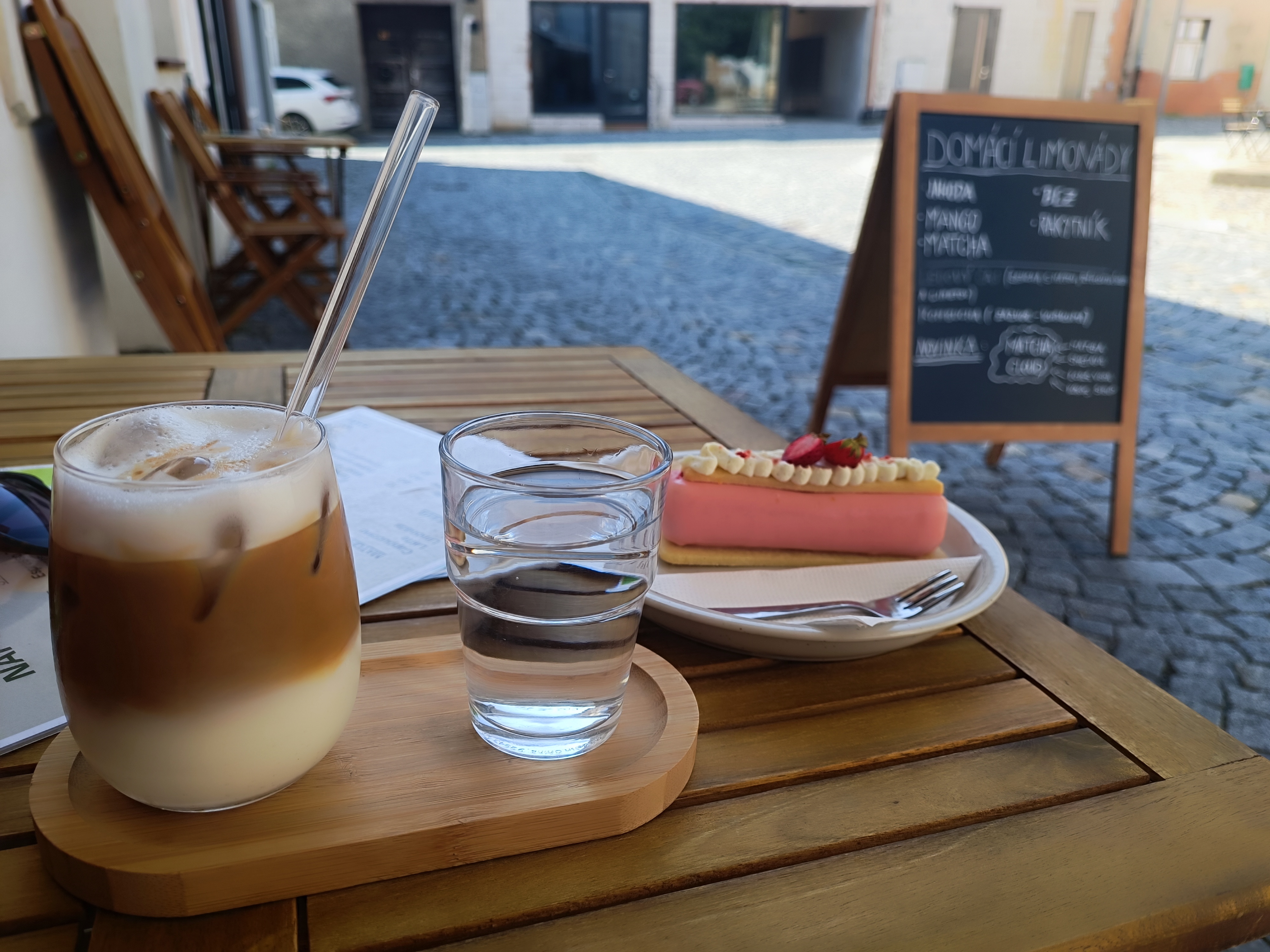 KAFE Na Kostelním foto 2