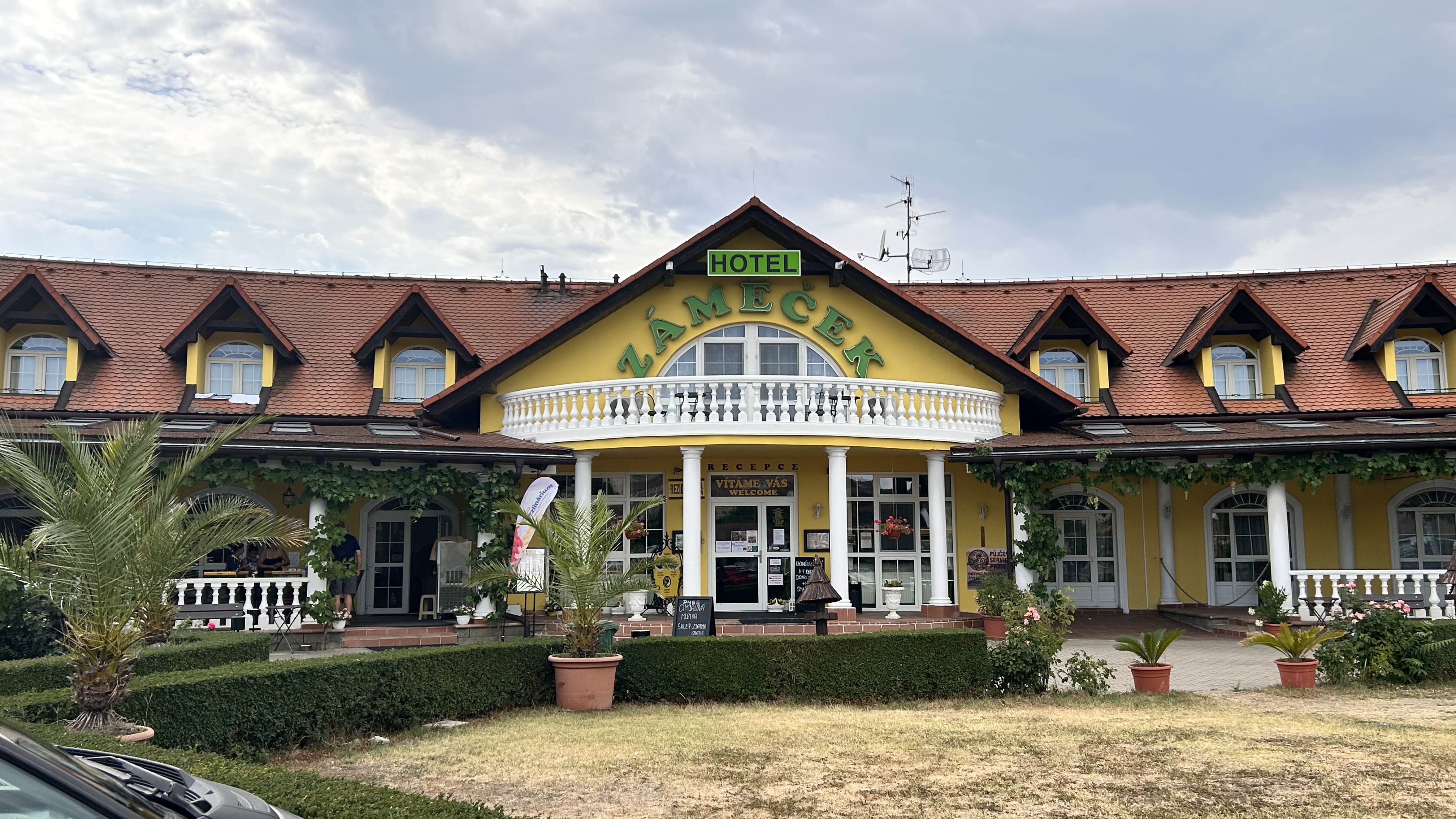 Restaurace Zámeček Mikulov foto 2