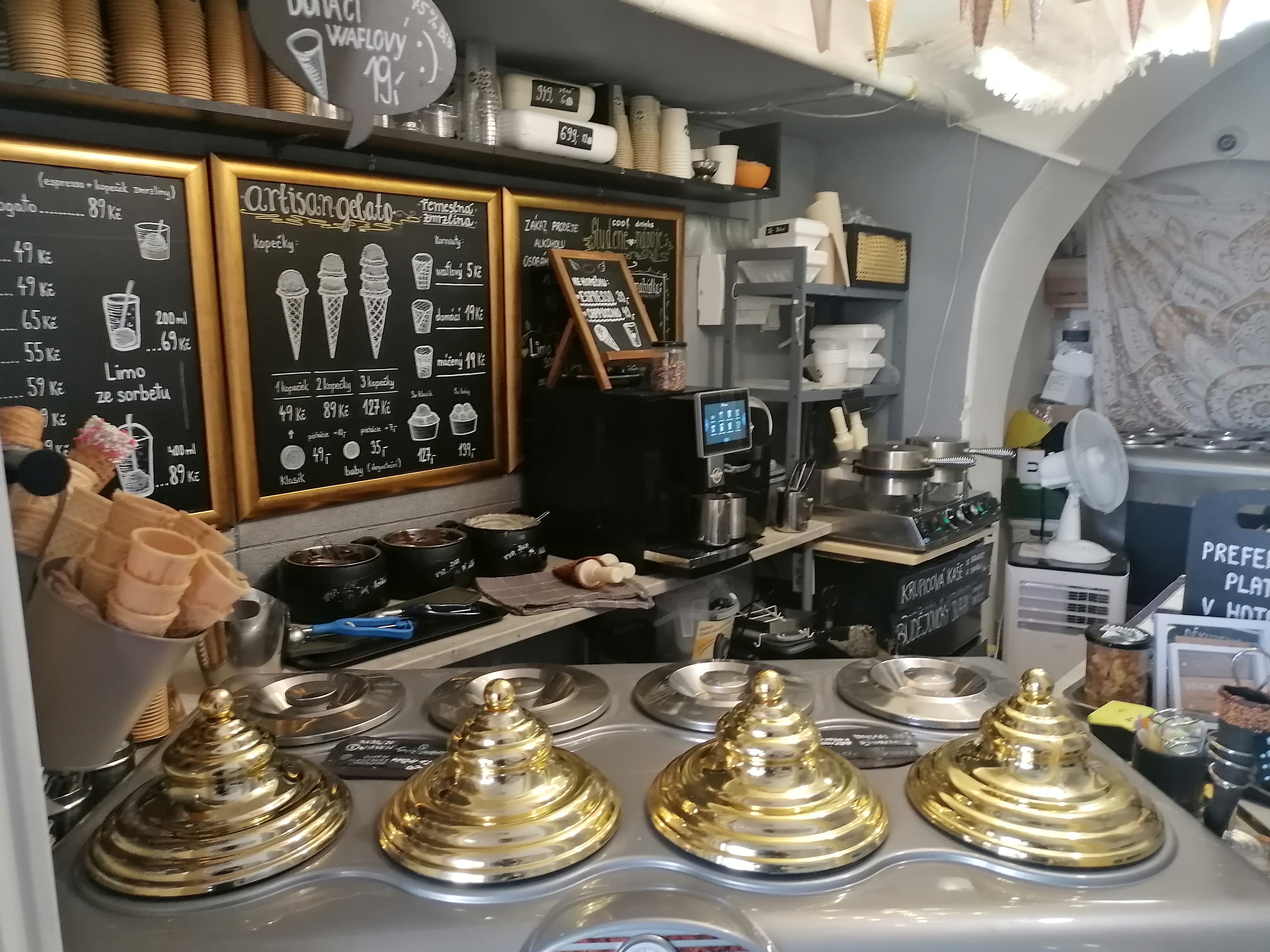 7. nebe gelateria foto 2