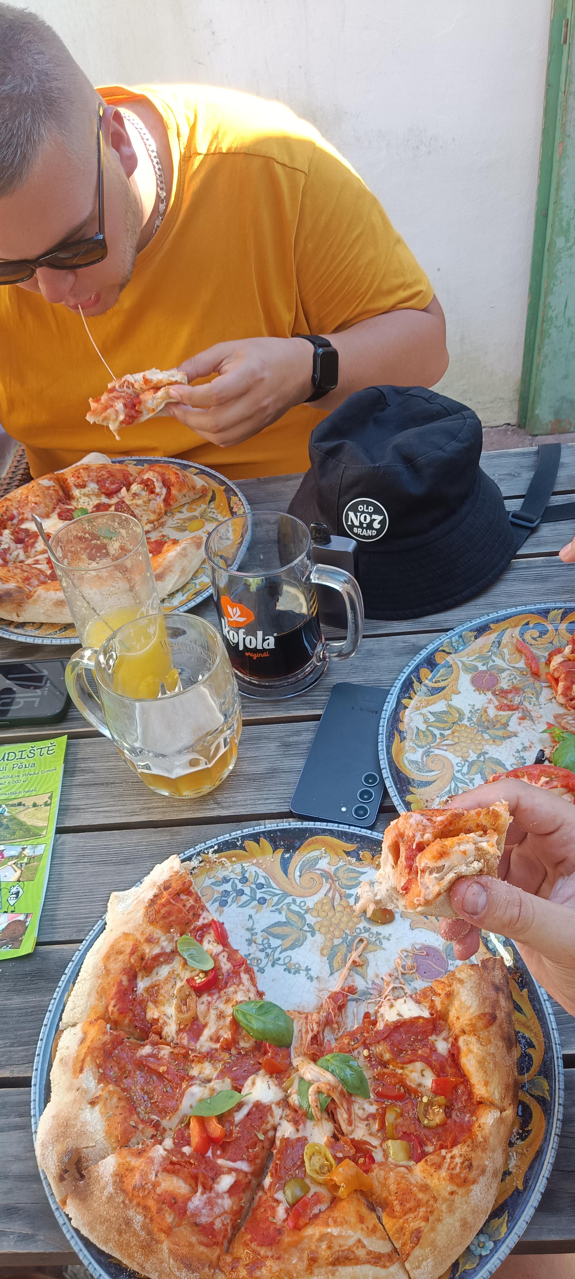 Ristorante Pizzeria Al Mostro foto 5