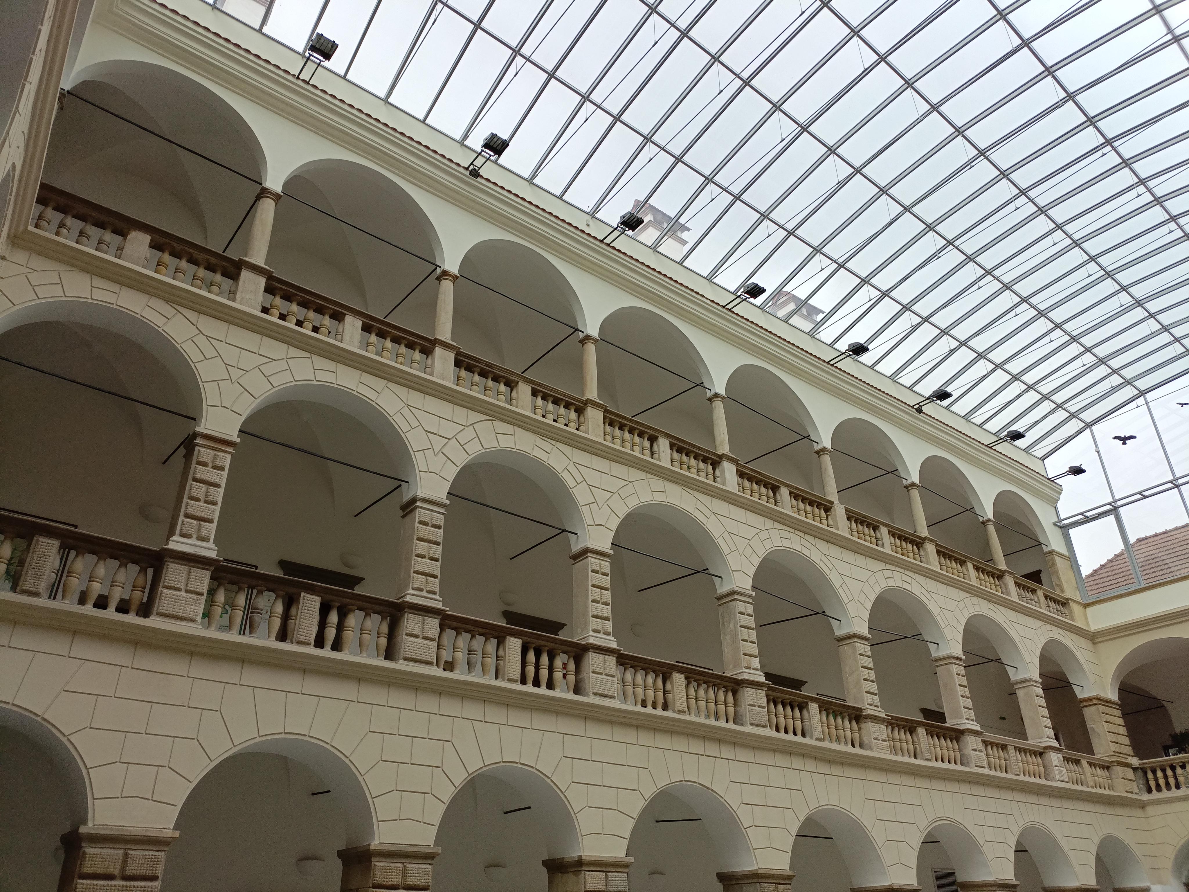 Hranice - městský úřad foto 2