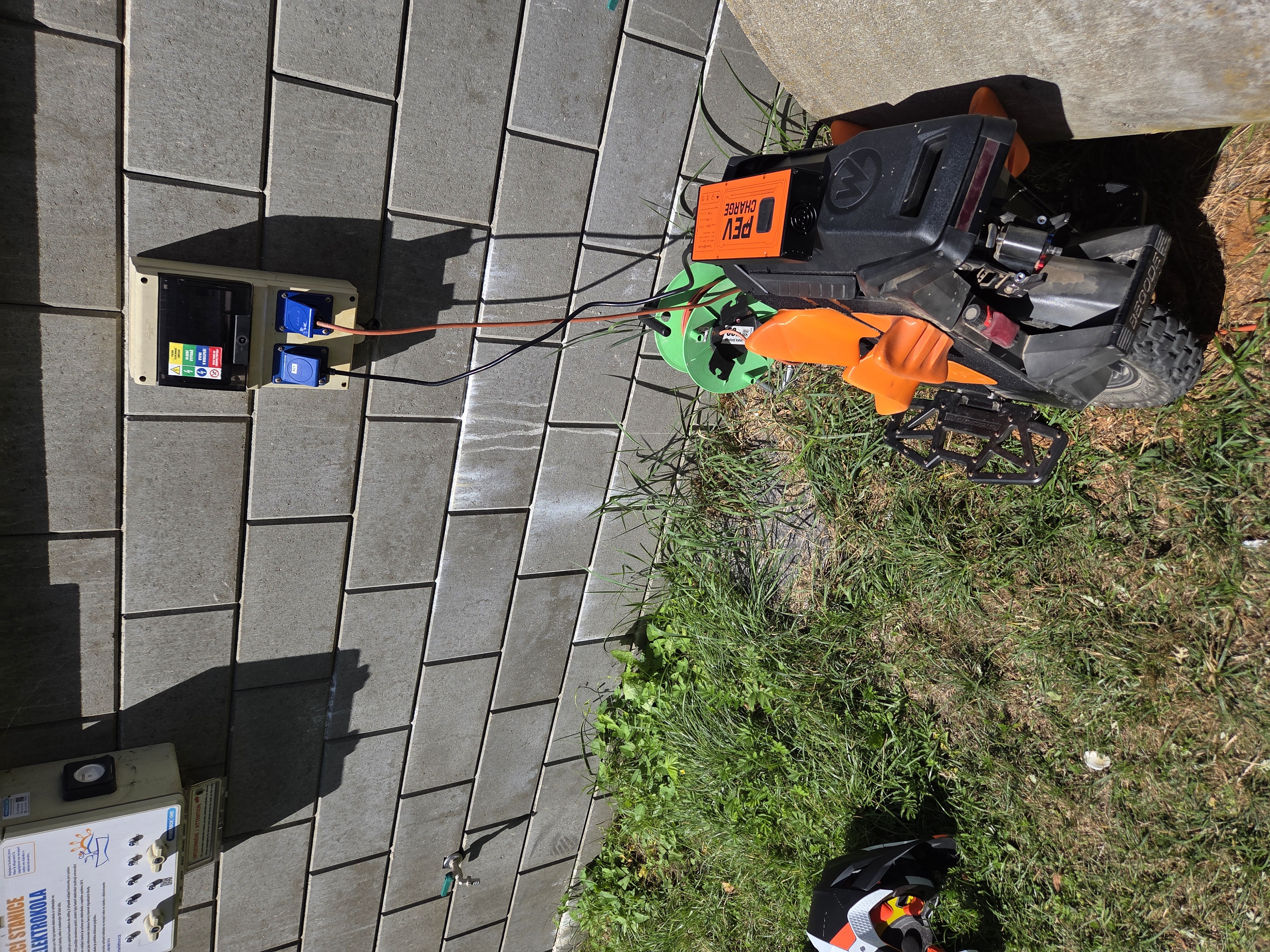 Nabíjecí stanice Tábořiště Hamr foto 2
