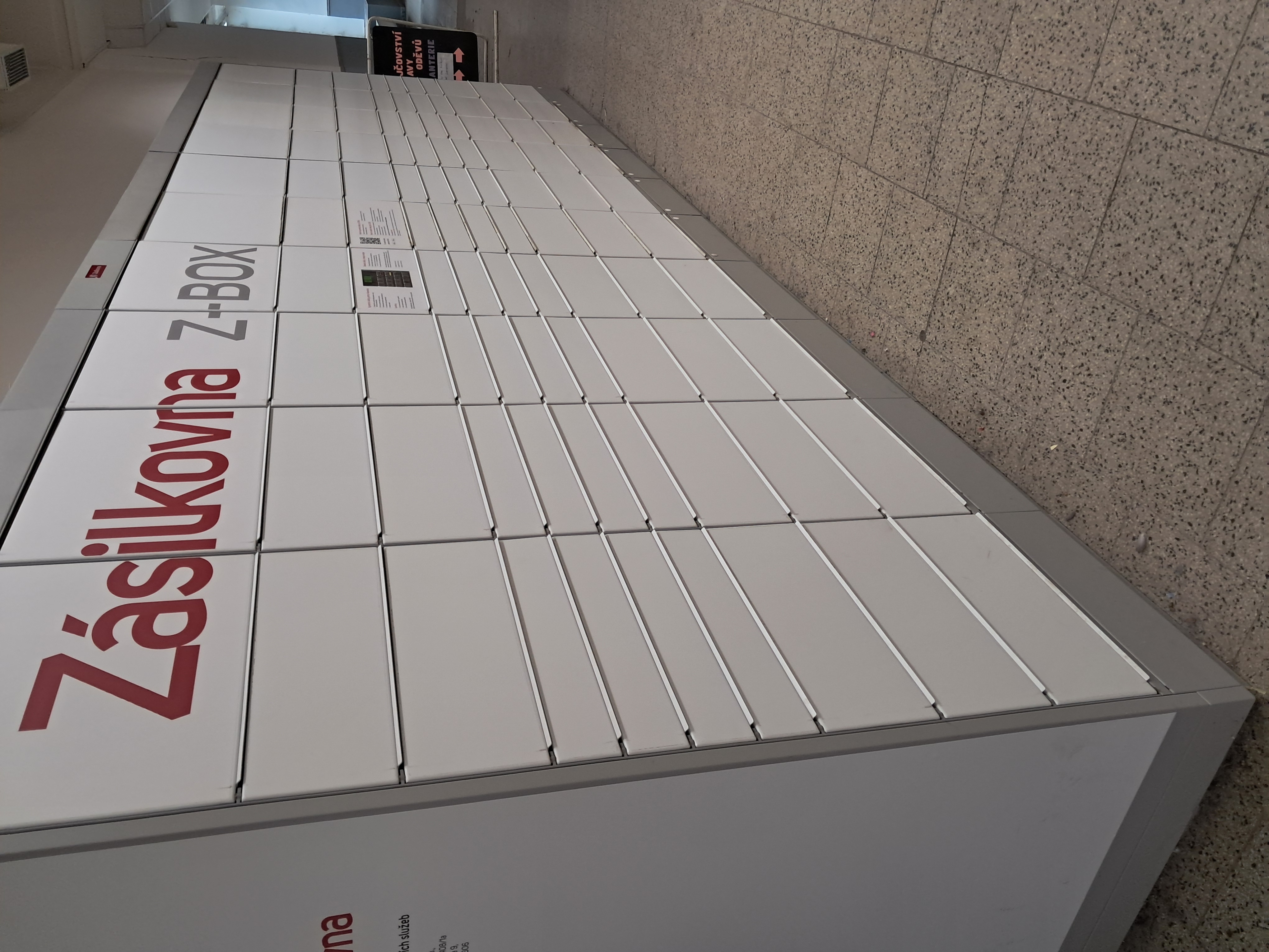 Z-BOX foto 1