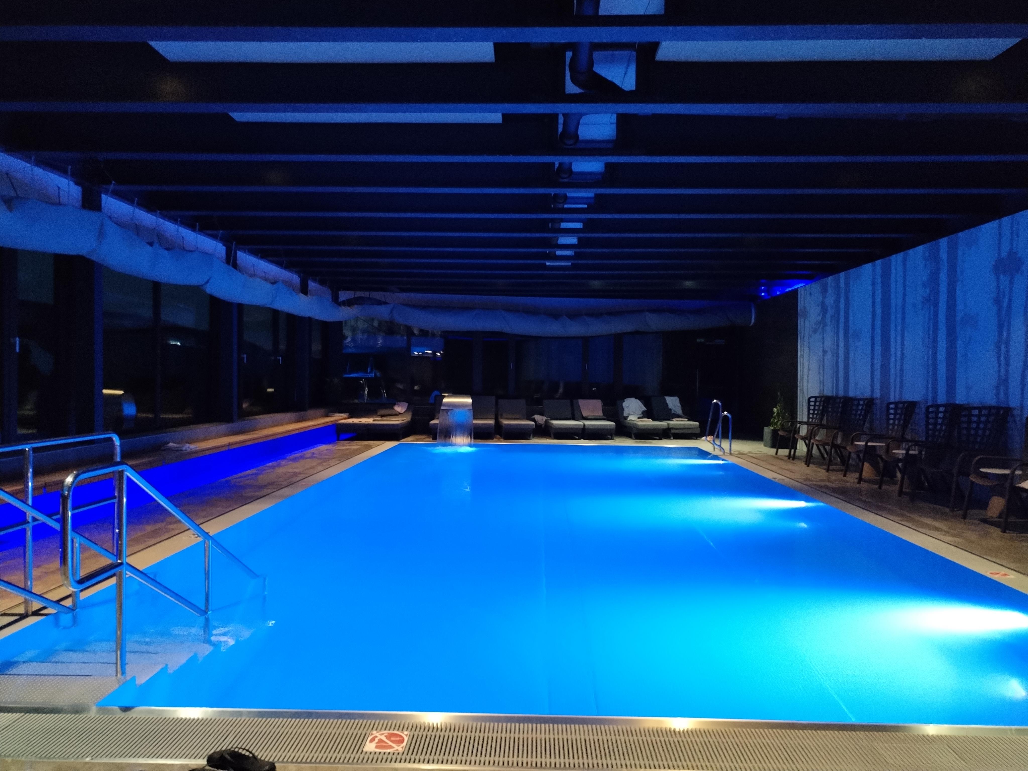 Plavecký bazén Orea Resort Horal foto 2