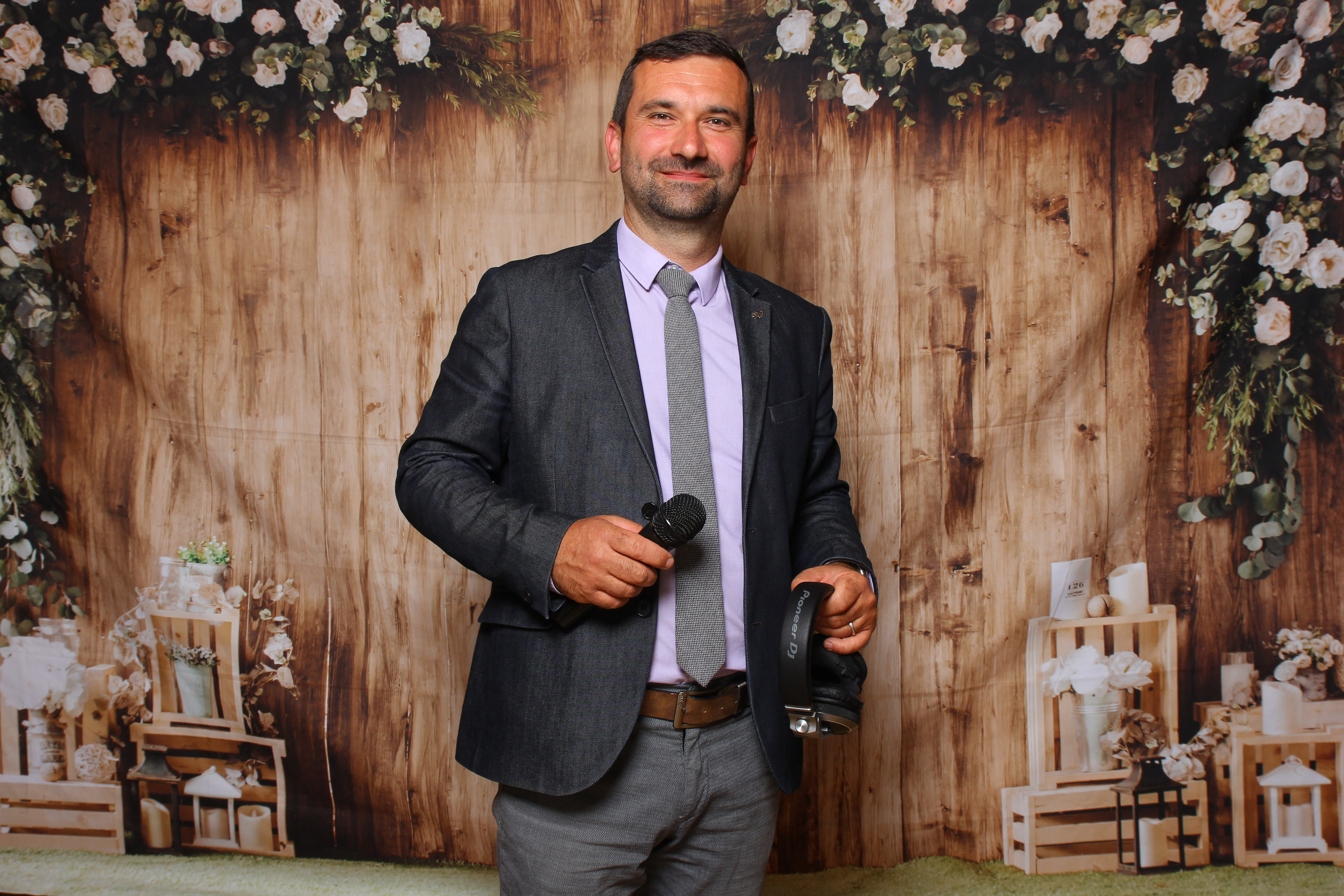 DJ na svatbu - Miloš Kundrát foto 2