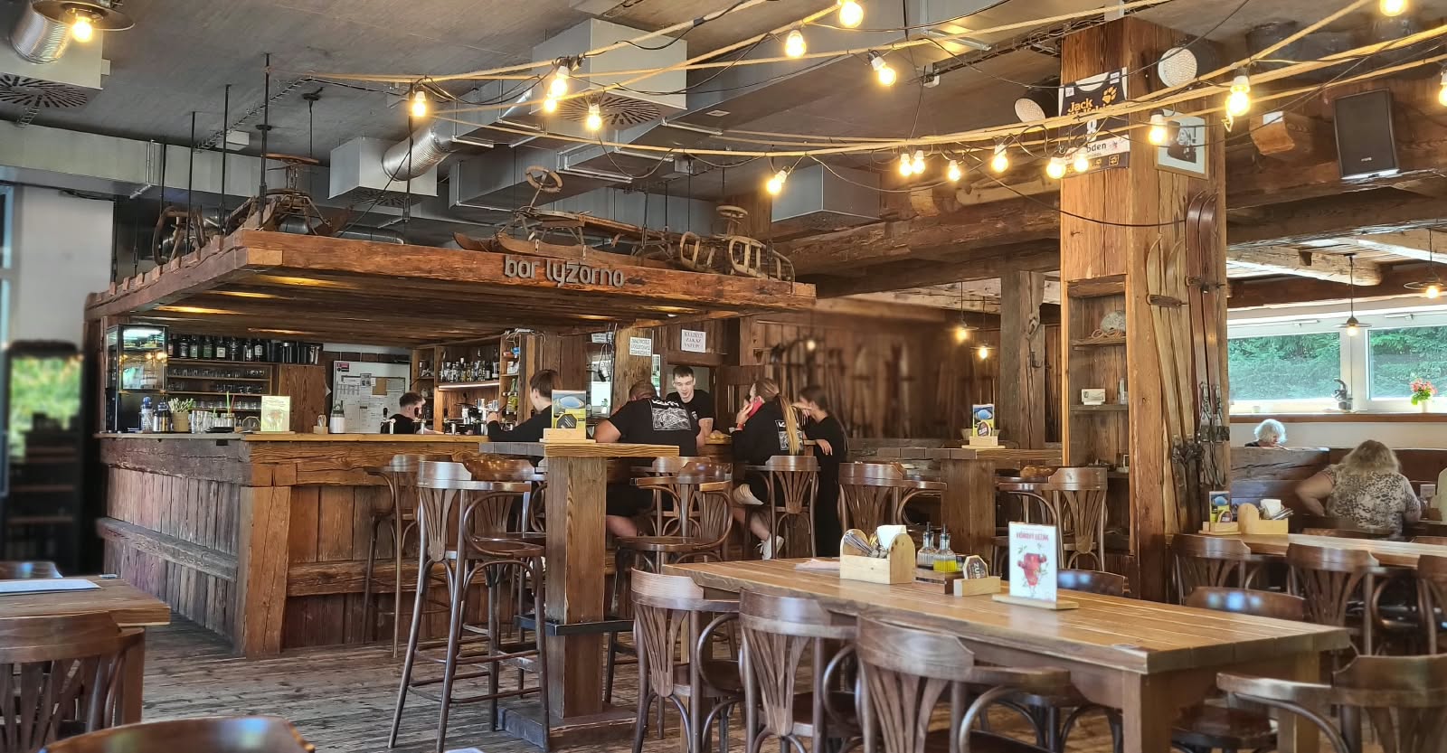 Bar Lyžárna foto 2