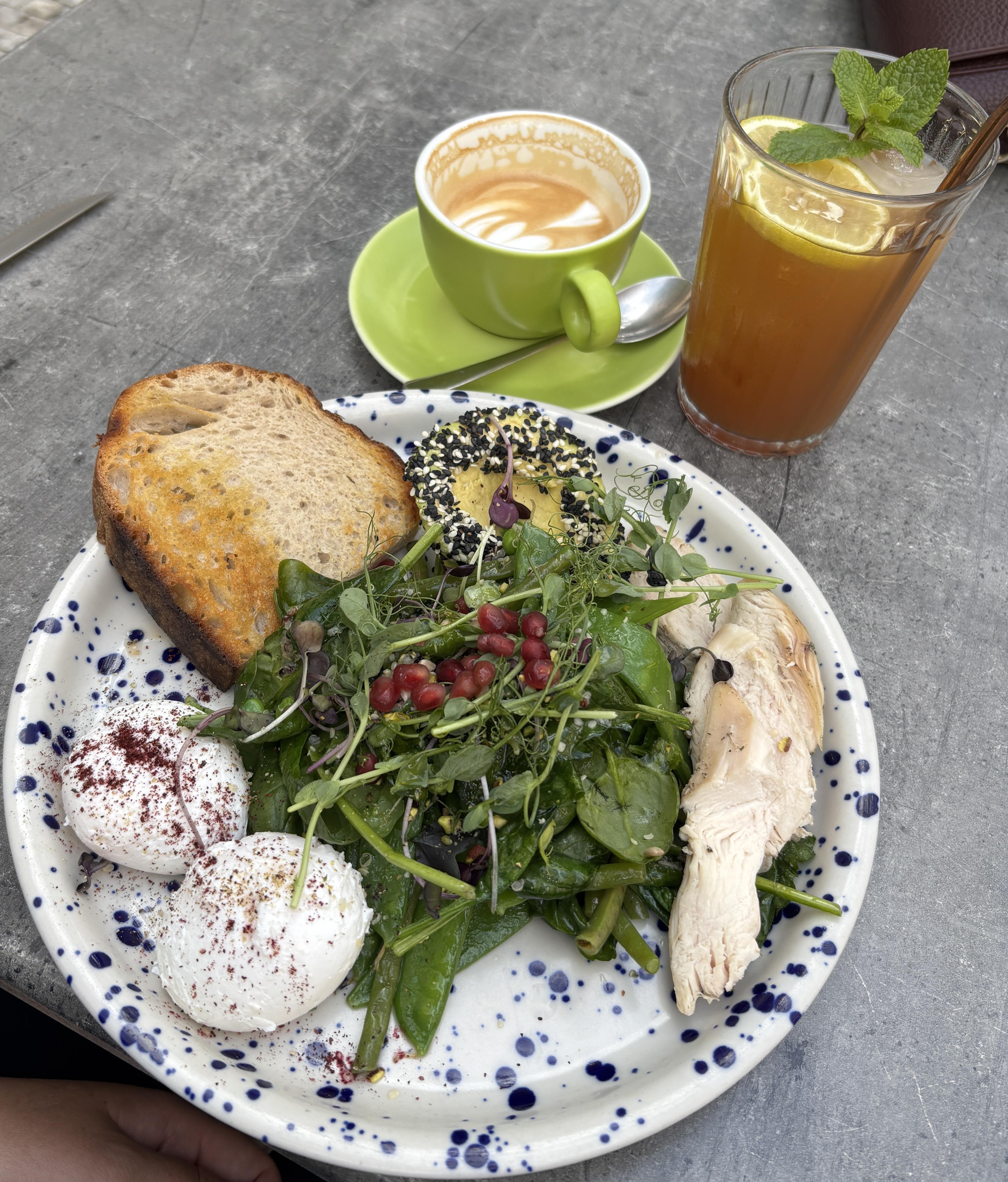 Eggsit Cafe foto 6