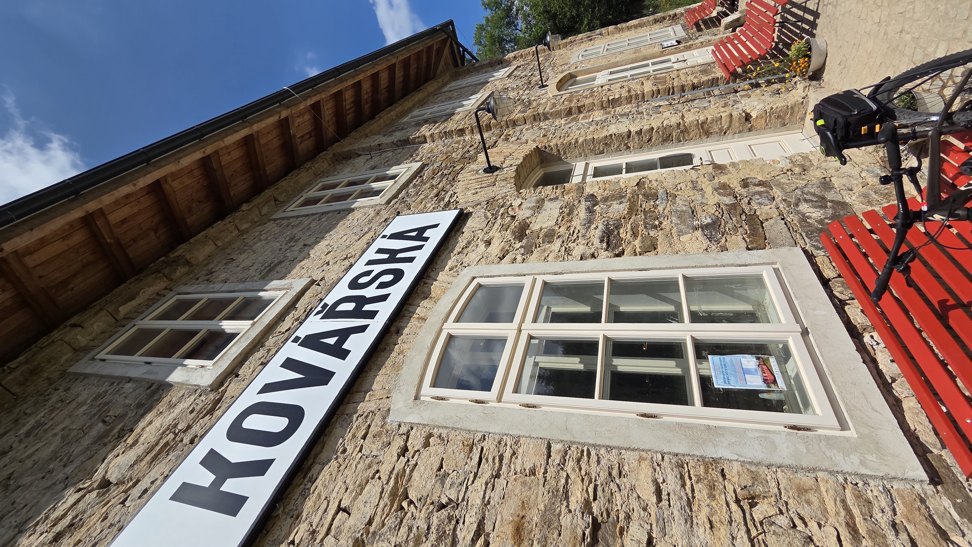 Občerstvení Nádraží Kovářská foto 2
