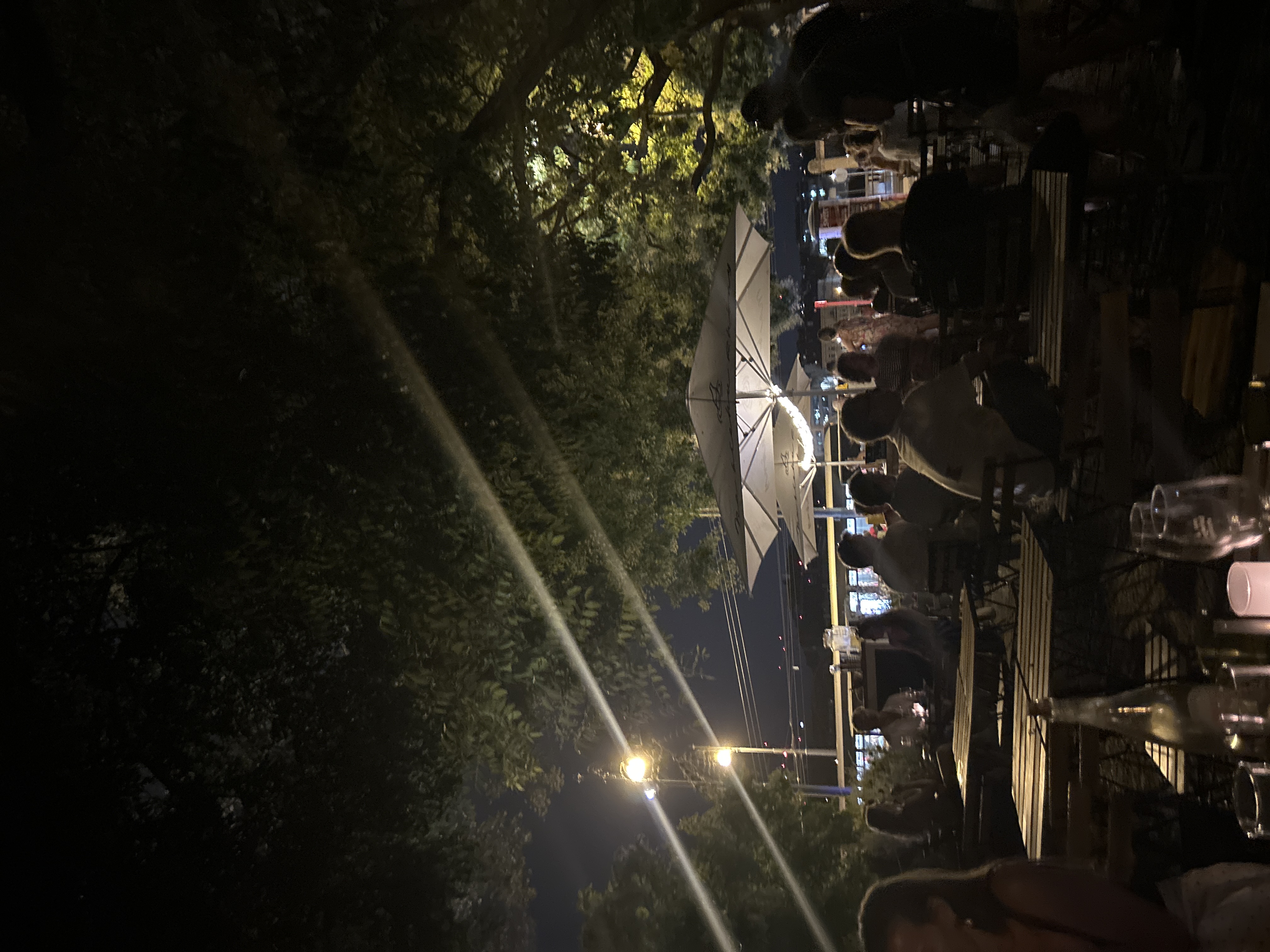 Vinárna Na břehu Rhôny foto 2
