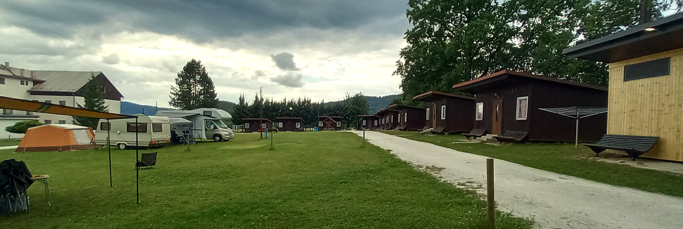 Karavan Kemp Zlosin foto 3