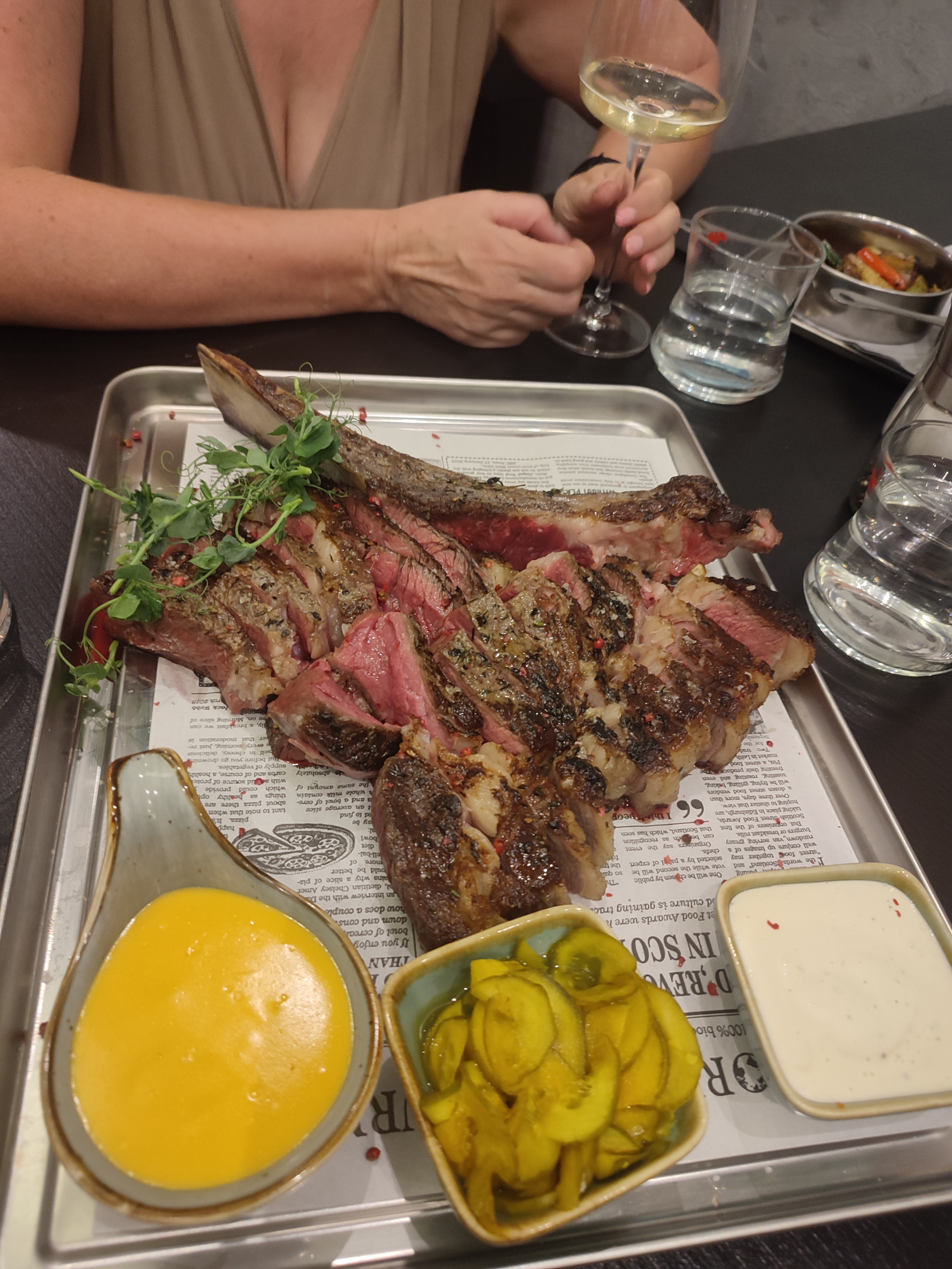 Coal & fire grill restaurant foto 3