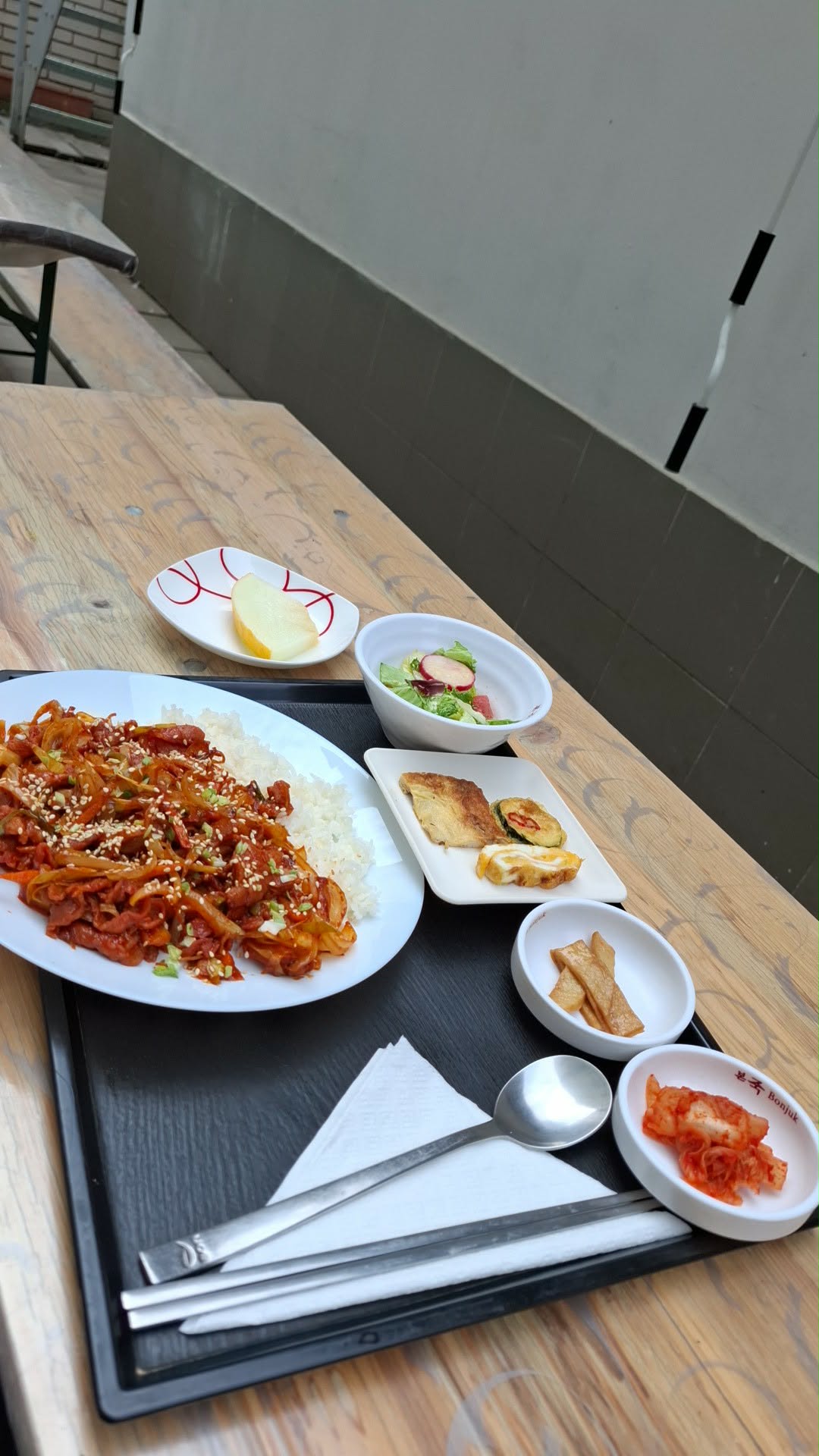 Bonjuk & Lunch Box Cafe foto 6