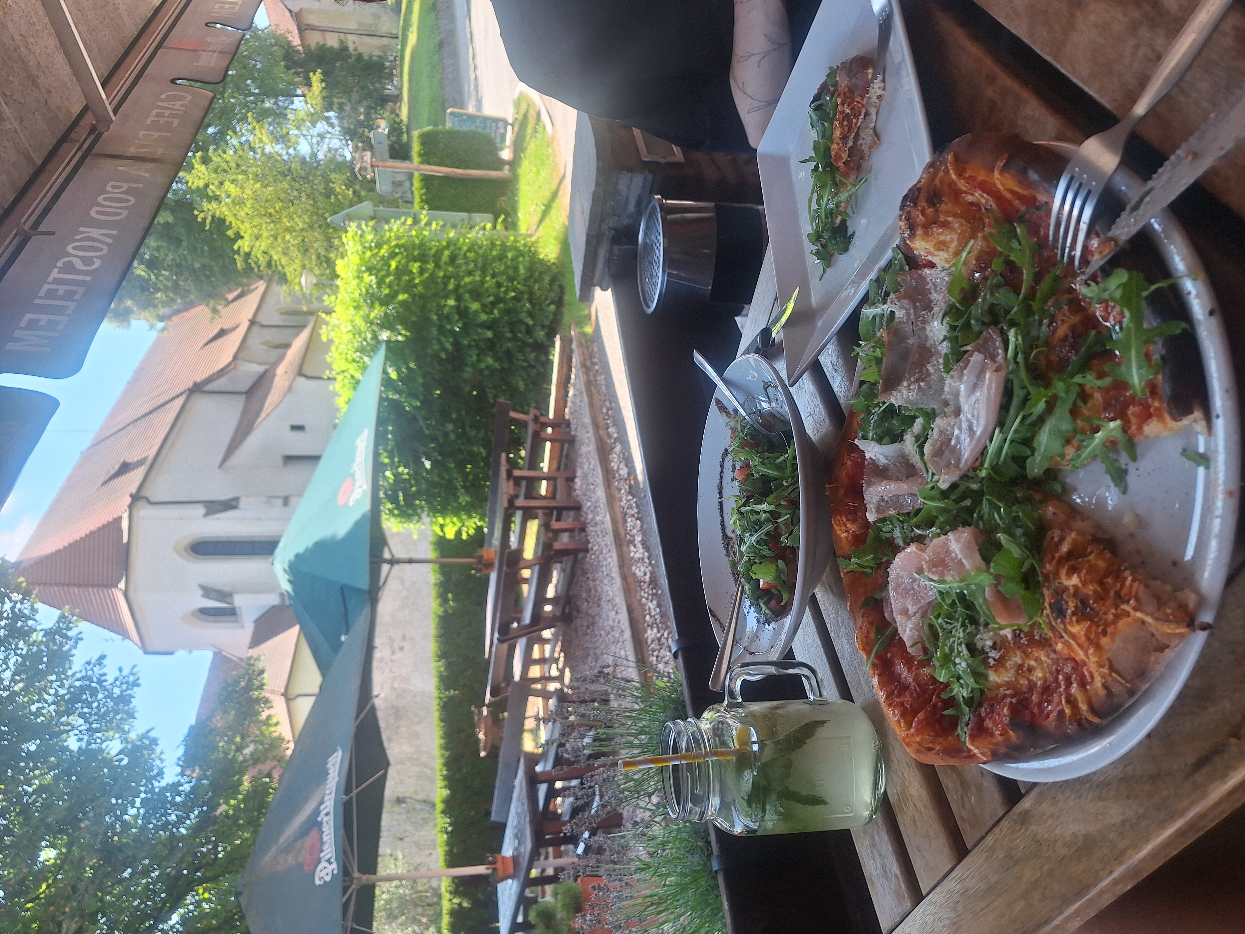 Cafe - Pizza pod Kostelem foto 3