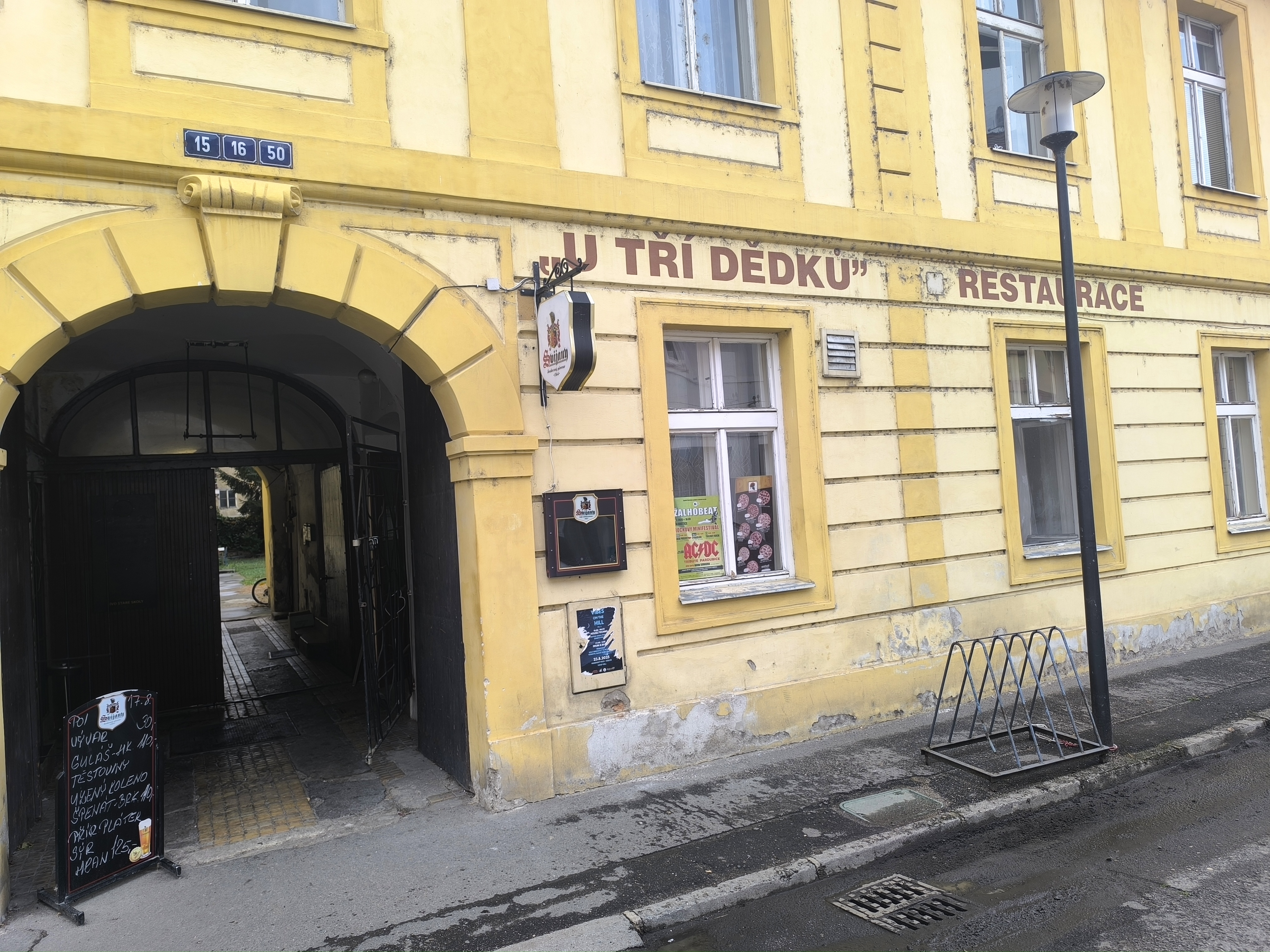 Restaurace U Tří Dědků foto 2