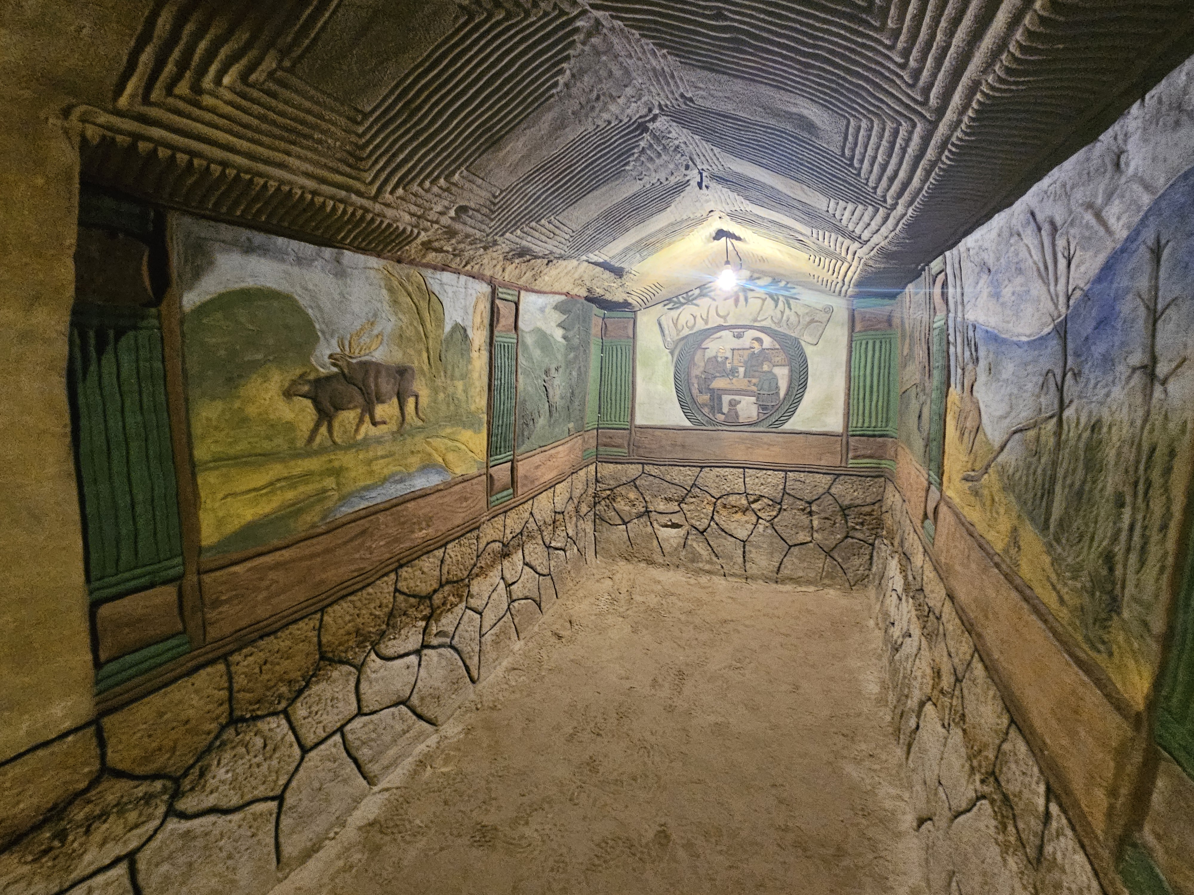 Malovaný sklep Šatov foto 4