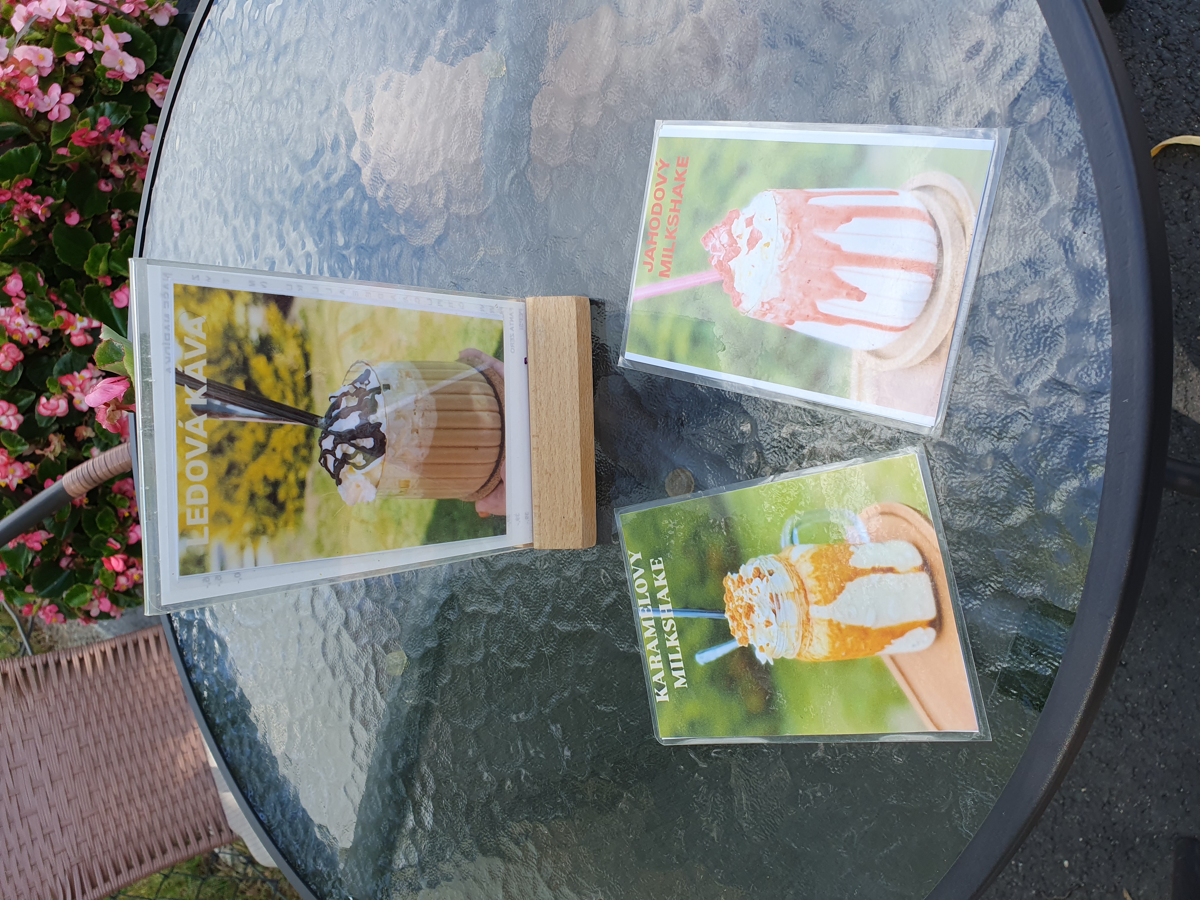 Zastávka u myčky foto 3