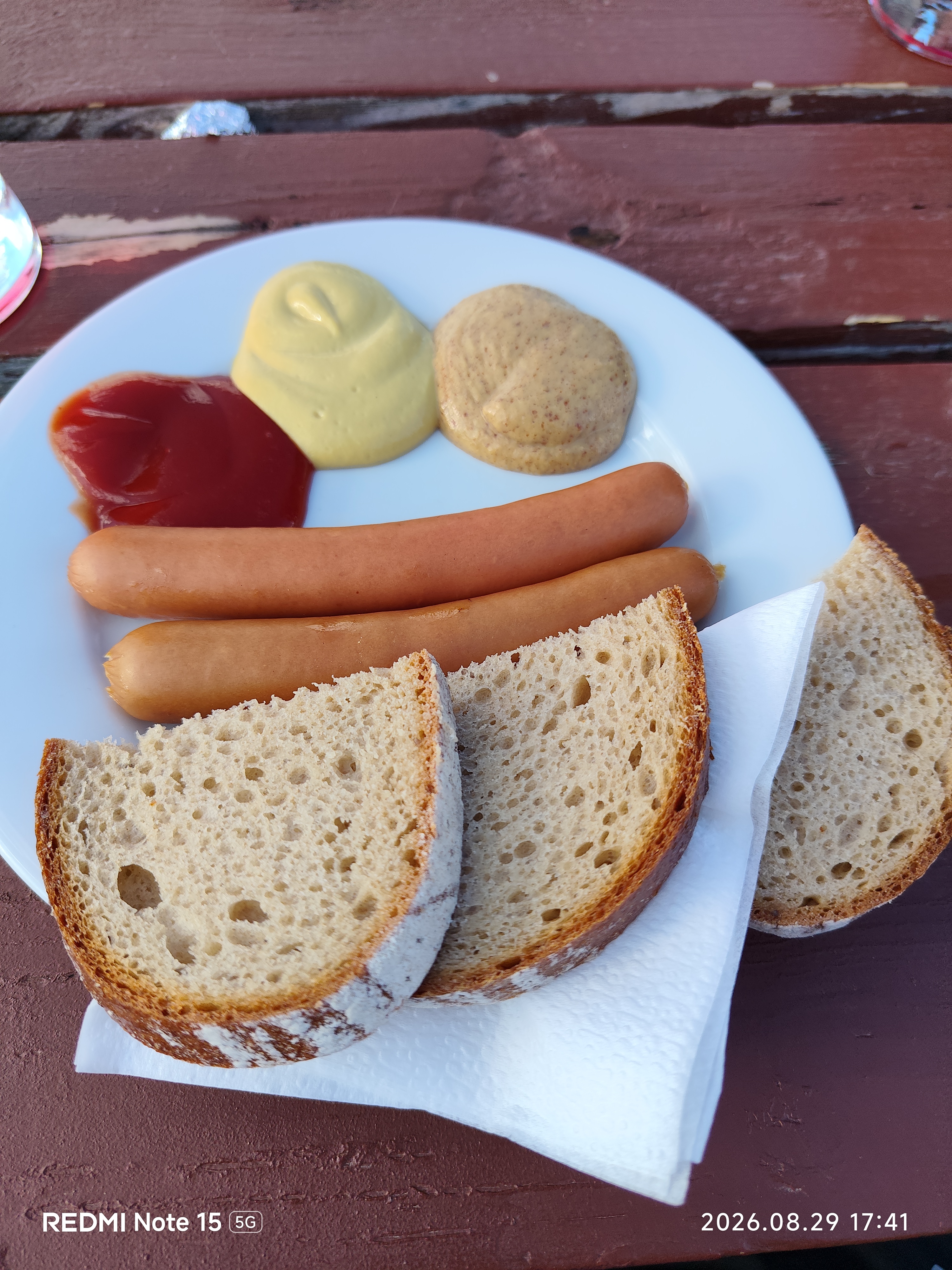 Občerstvení Na Konečné foto 3