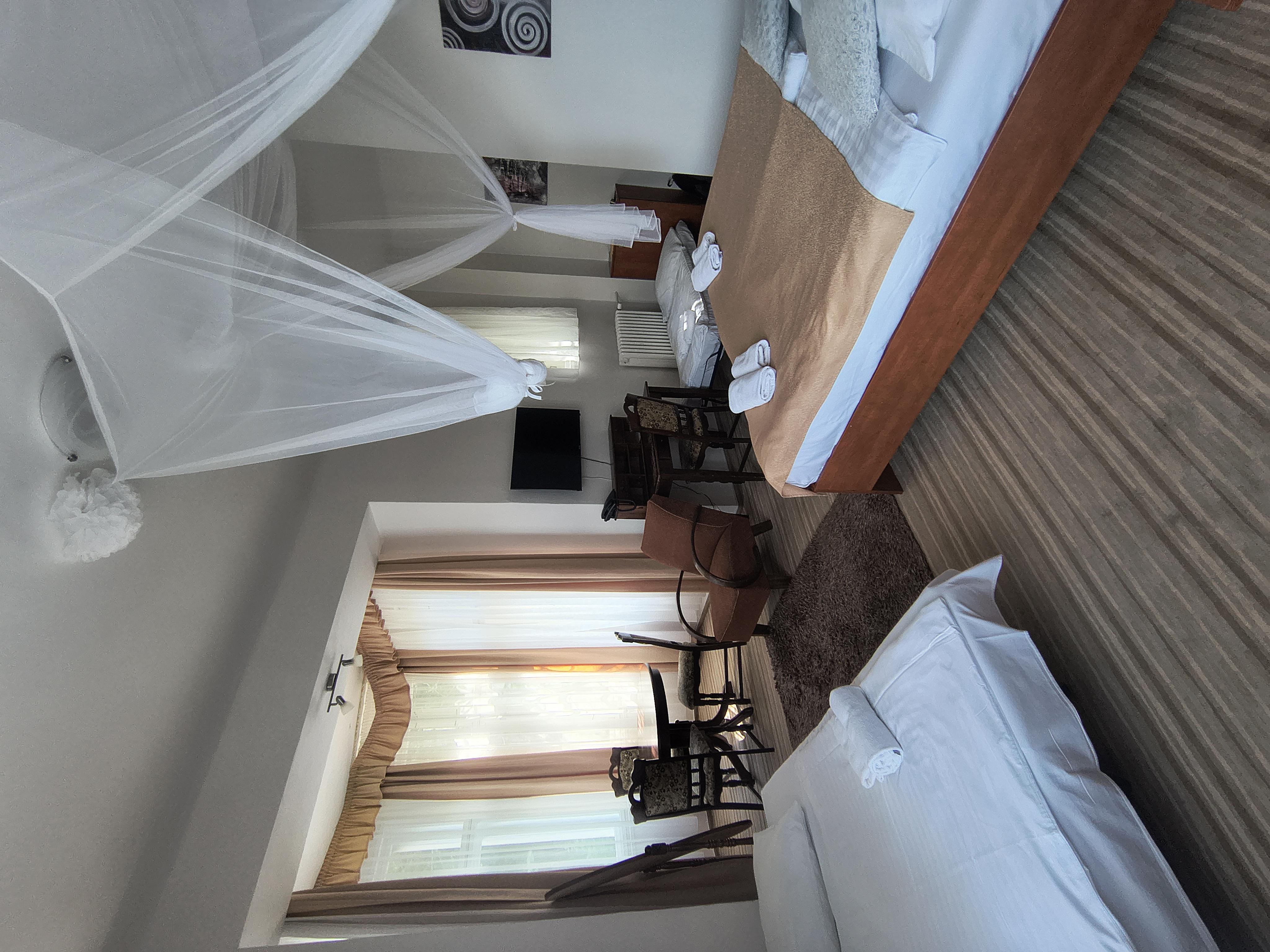 Ermi Hotel foto 4