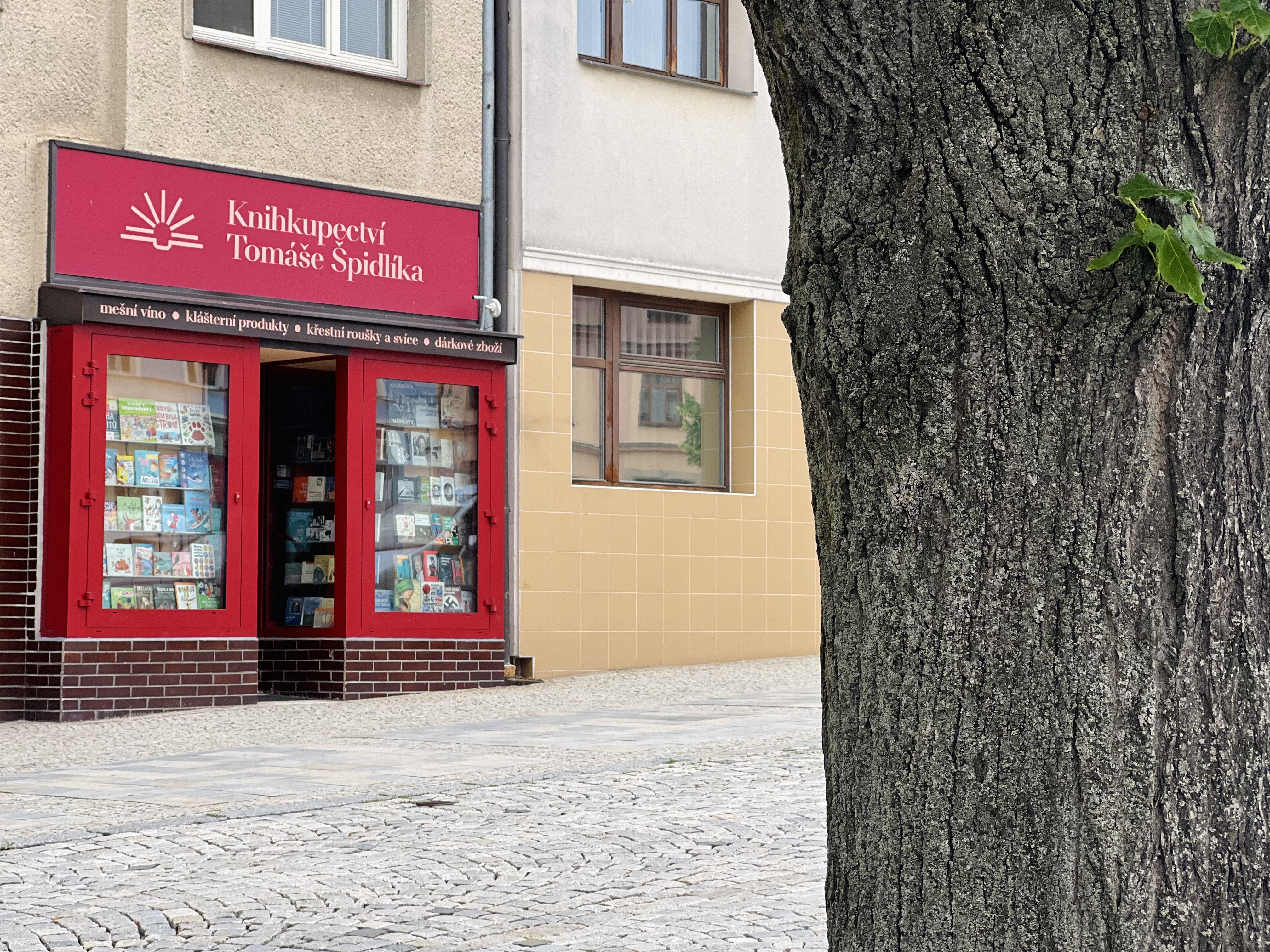 Knihkupectví Tomáše Špidlíka foto 2