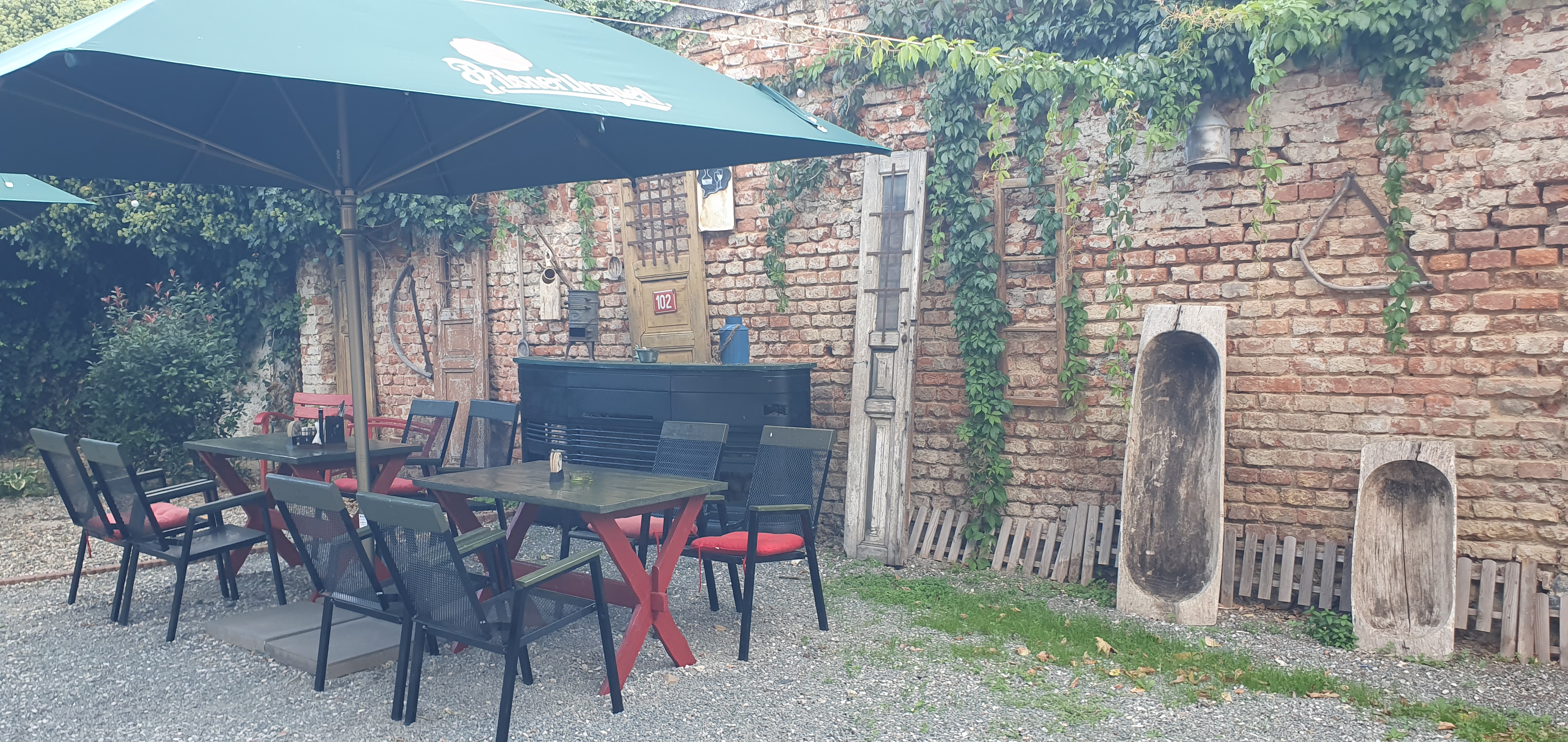 Restaurace Červený mlýn foto 2