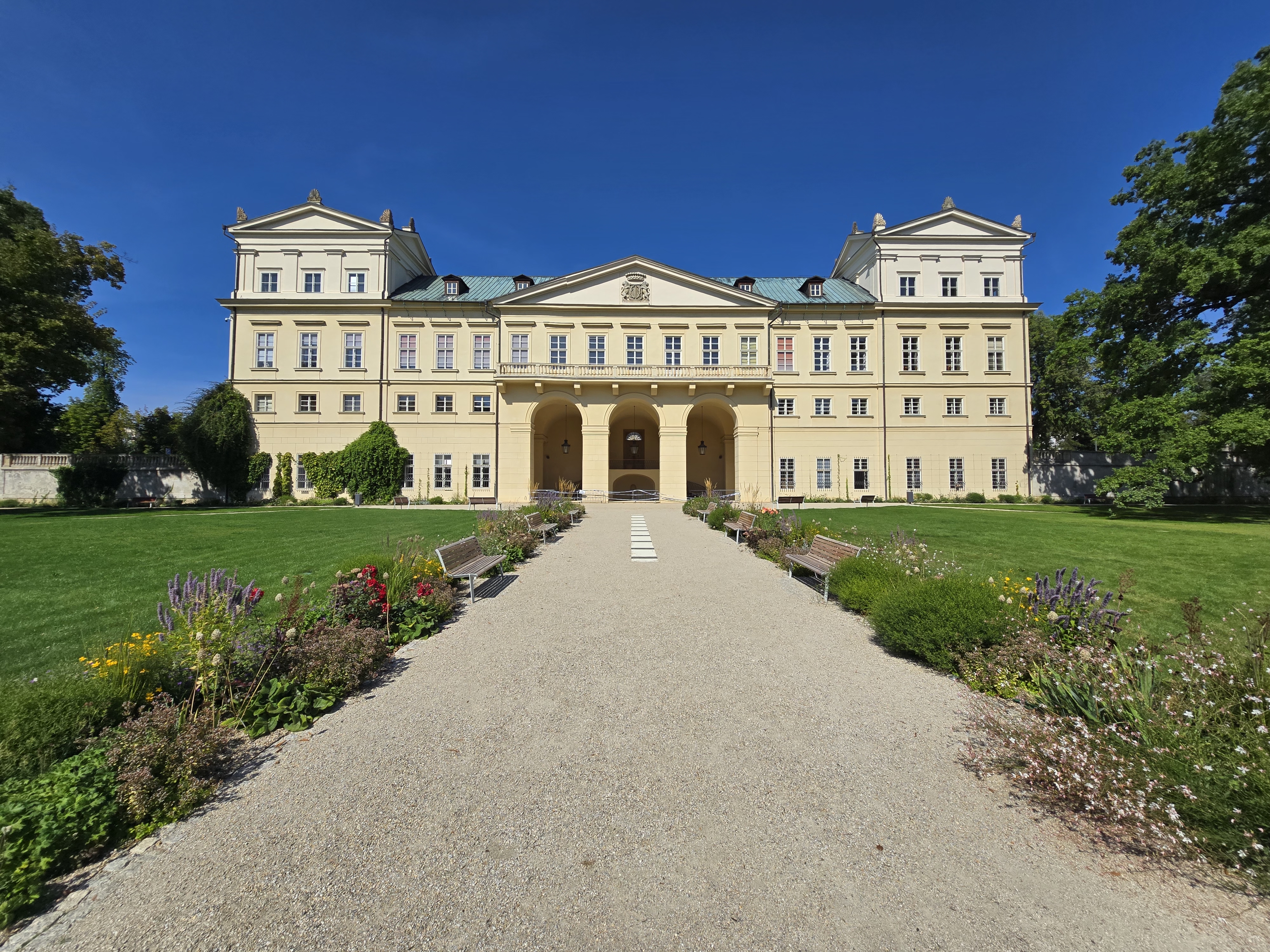 ZŠ Kosmonosy, Podzámecká foto 5