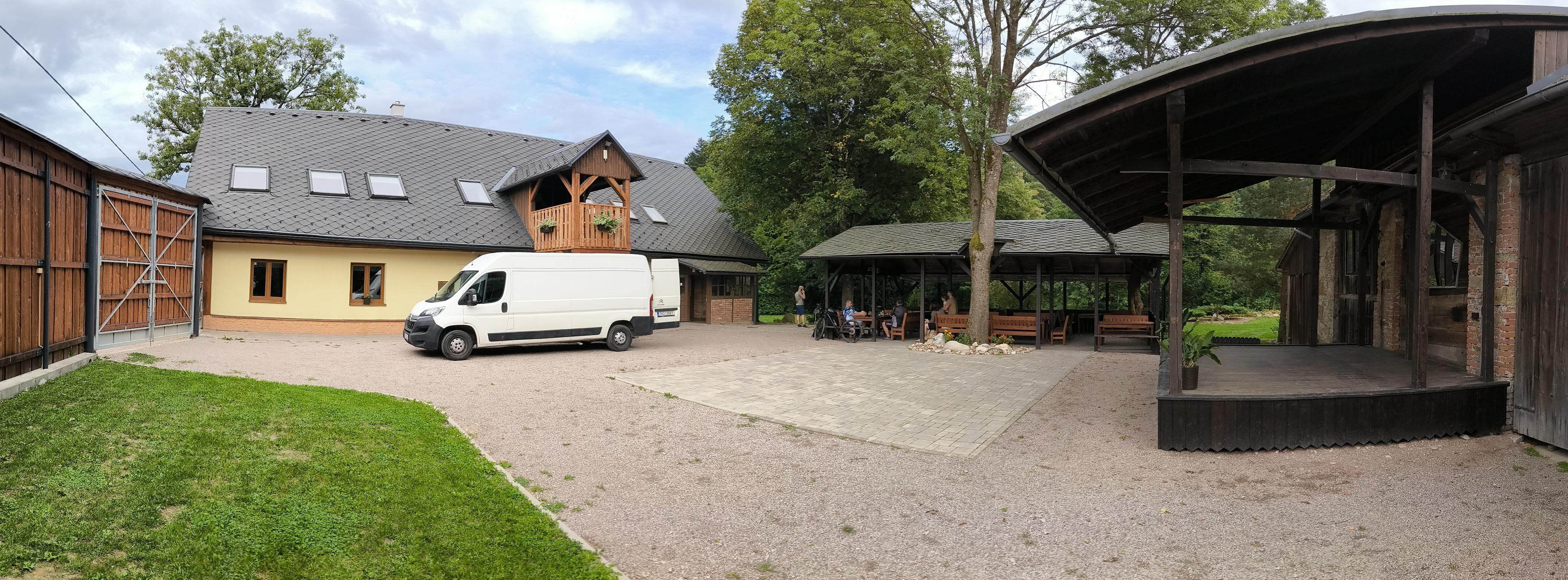 Obec Helvíkovice - Ubytování Na statku foto 2