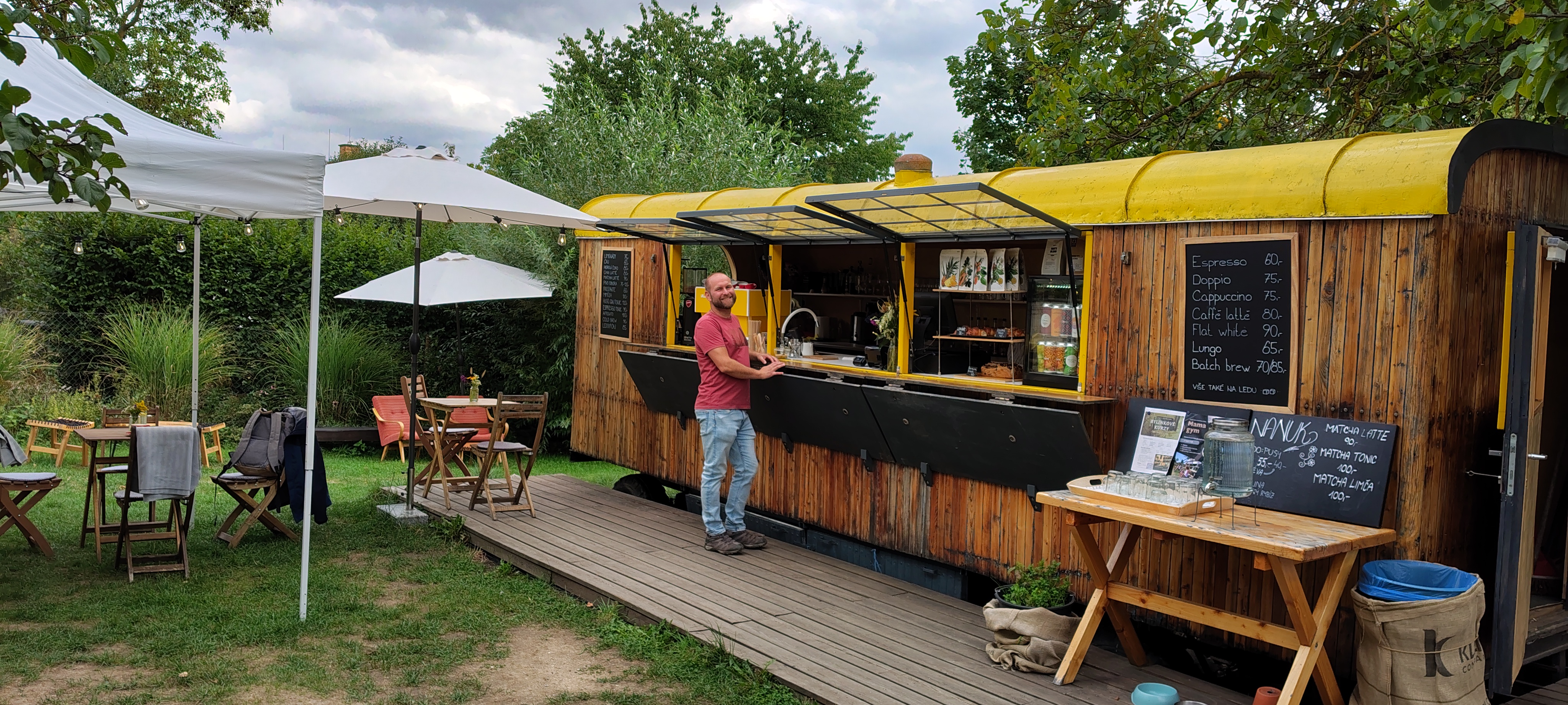 CAFÉ Maringotka foto 4