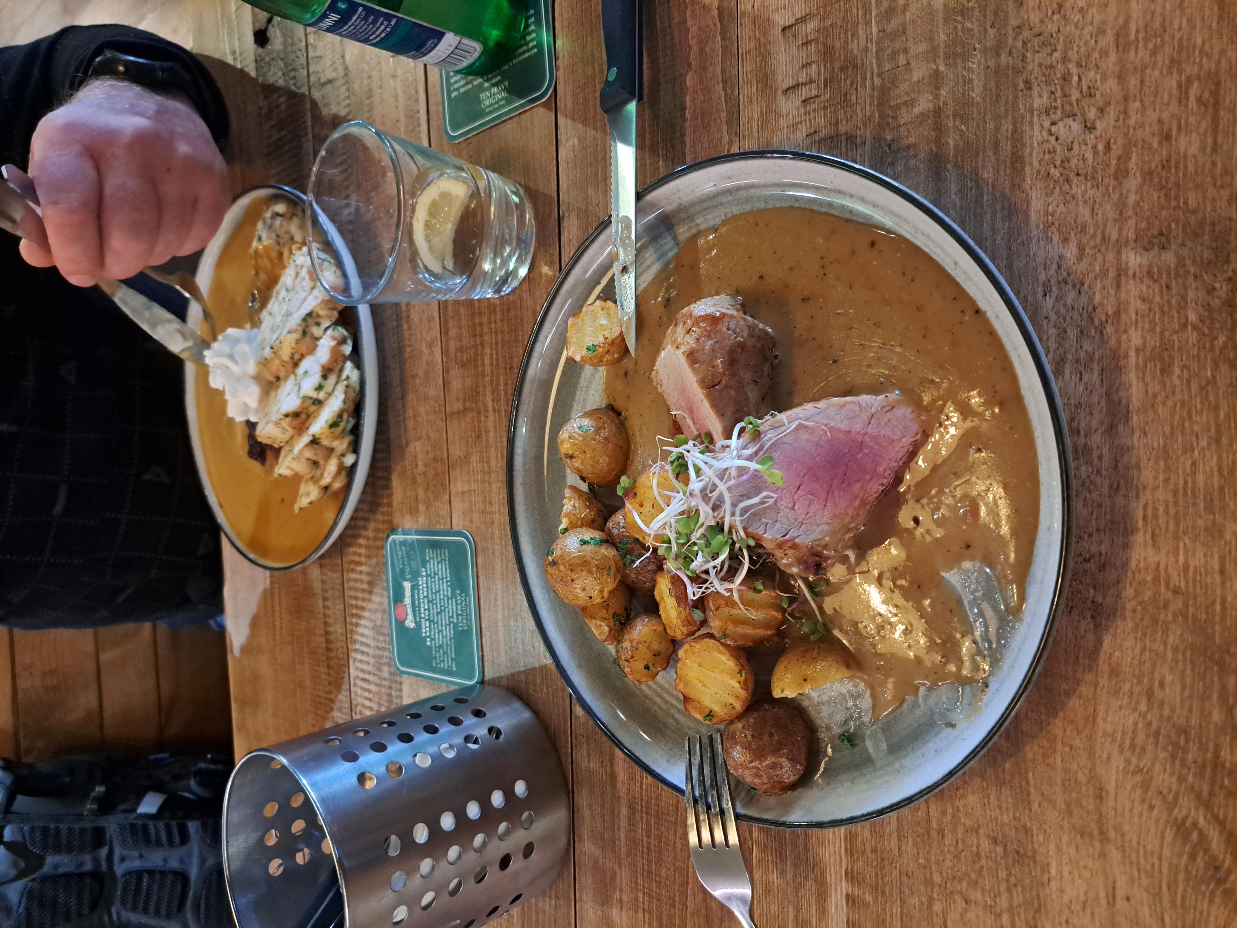 Restaurace Slovanský dům foto 1