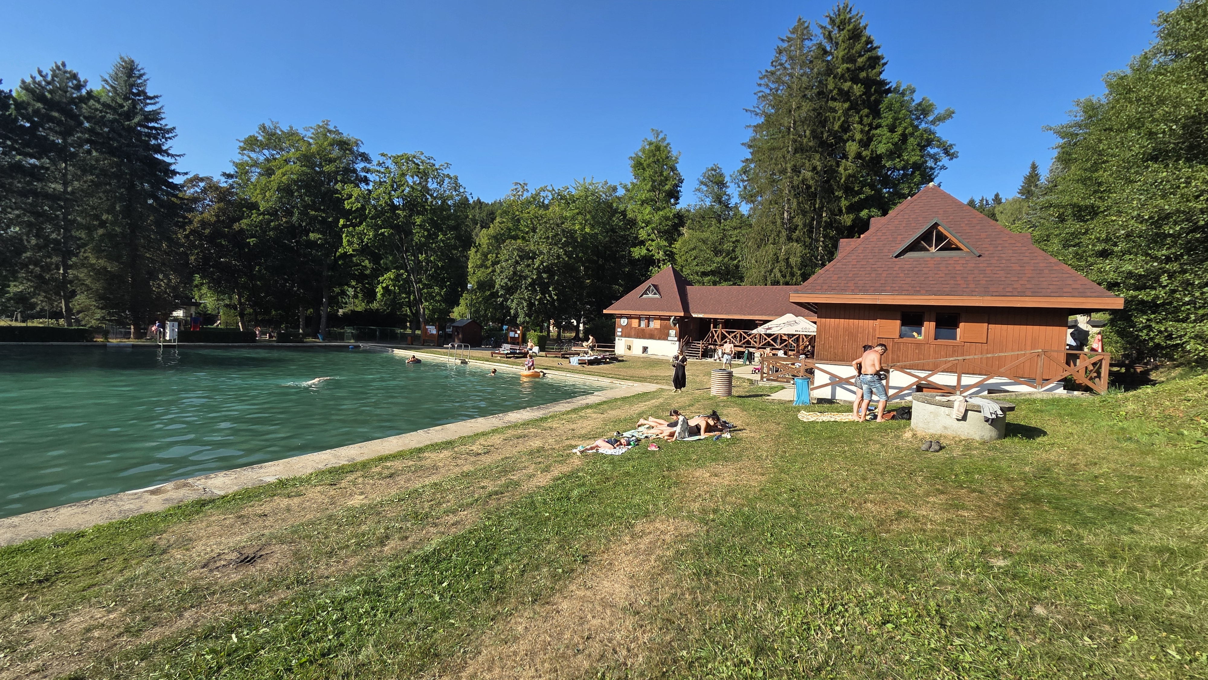 Přírodní areál koupaliště Jablonné nad Orlicí foto 2