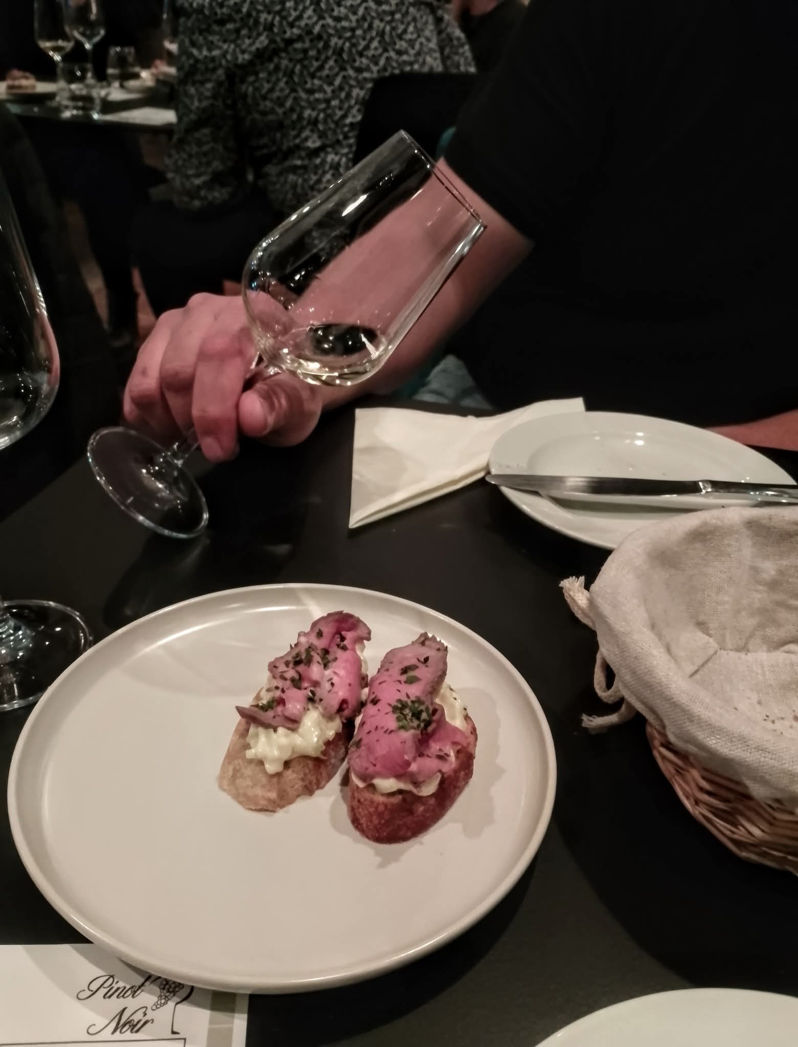 Pinot Noir VineBar & Apartmány foto 3