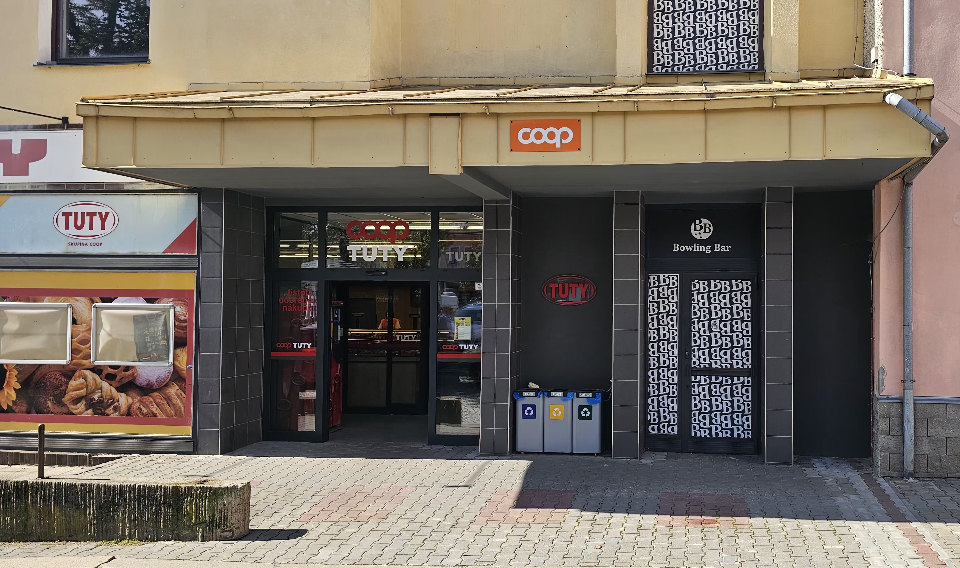 Jednota, spotřební družstvo Nová Paka - COOP foto 2