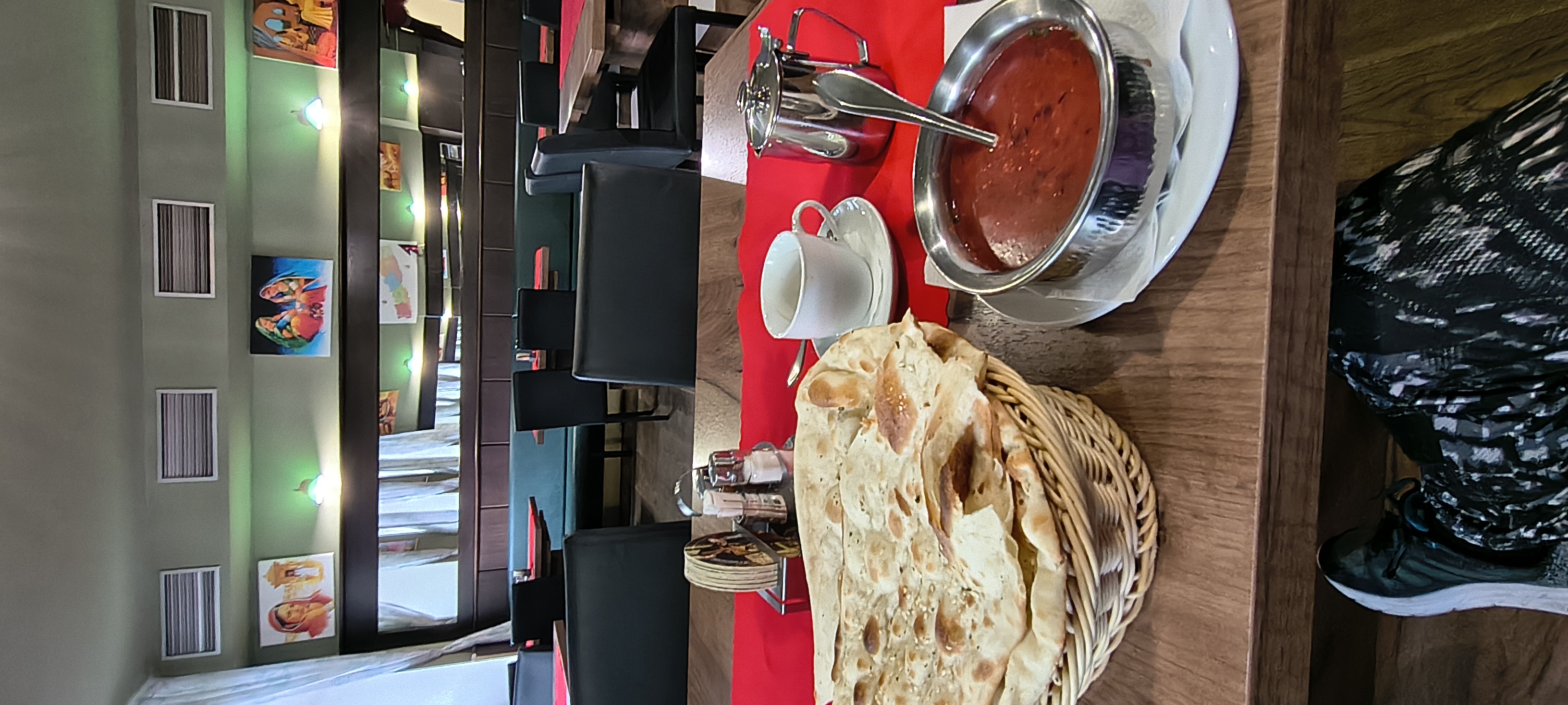 Indická restaurace Danphe foto 2