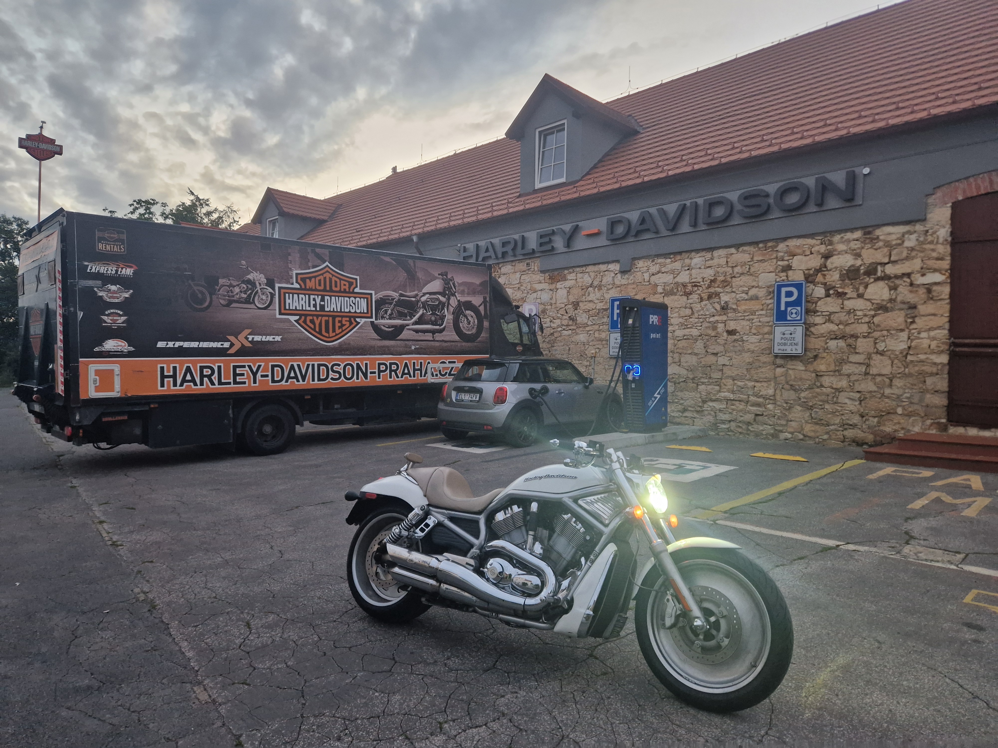 Harley-Davidson Praha foto 2